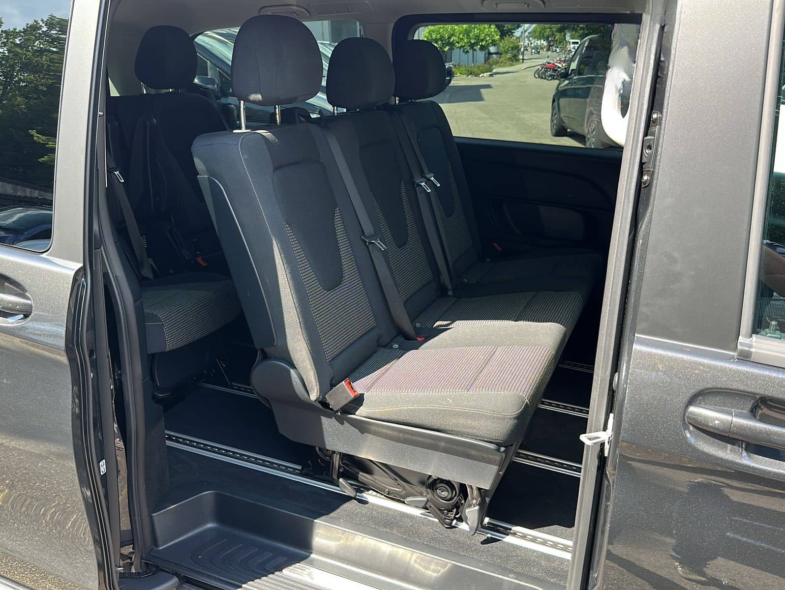 Mercedes-Benz V 250 d lang Style 4M AMG Line Dist el.Tür  foto 21