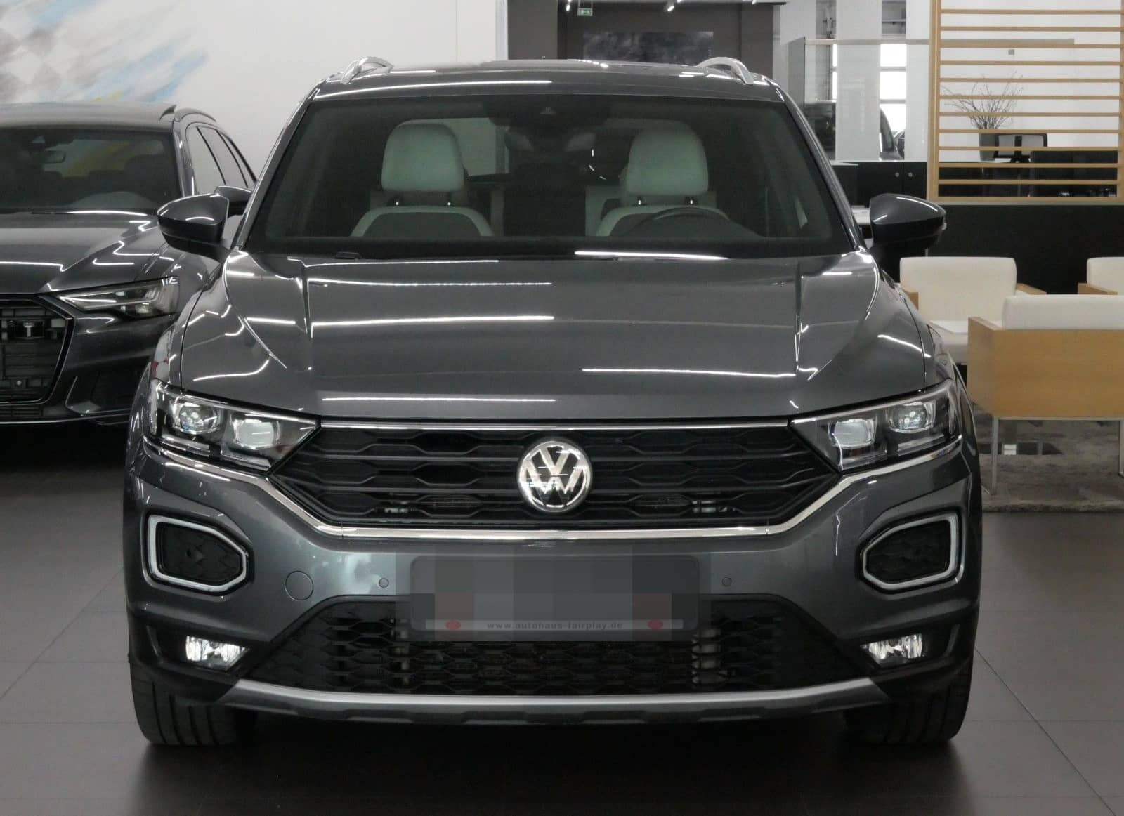 Volkswagen T-Roc Sport 4Motion DSG/BEATS/PANO/LED/CARPLAY! foto 2