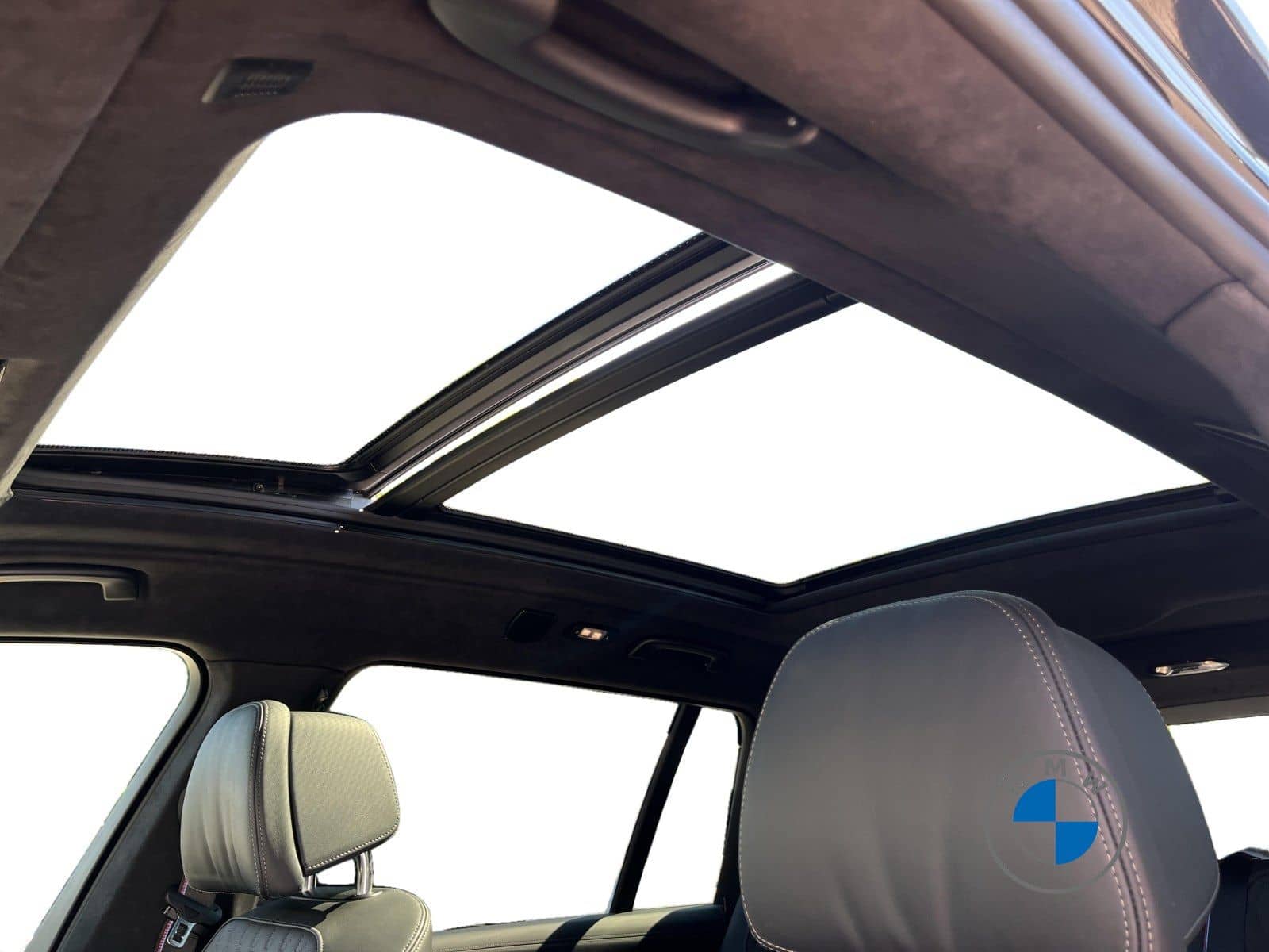 BMW X7 M60i xDrive Autobahnas Pano Sky AHK Sthzg H/K foto 19