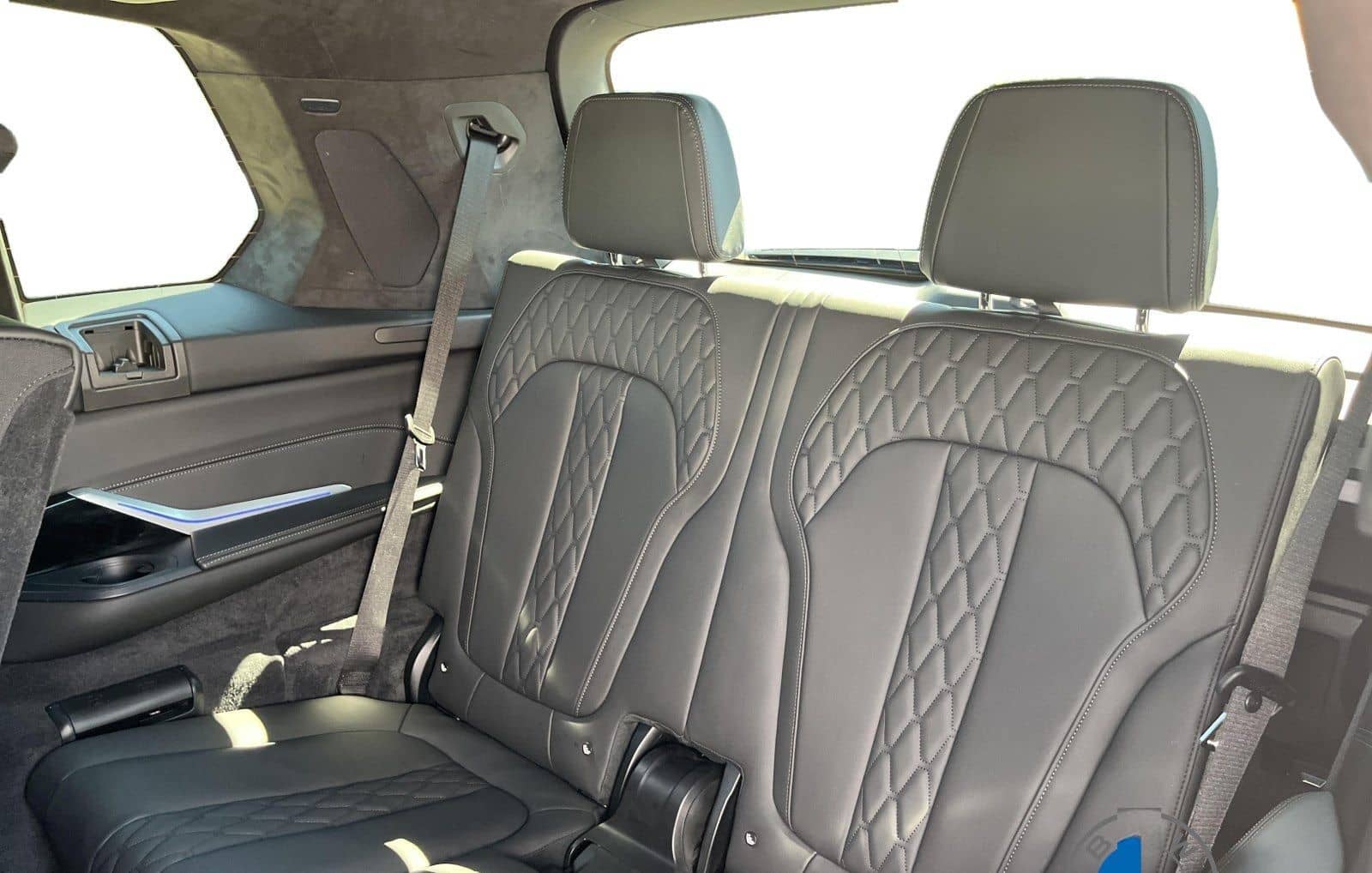 BMW X7 M60i xDrive Autobahnas Pano Sky AHK Sthzg H/K foto 21