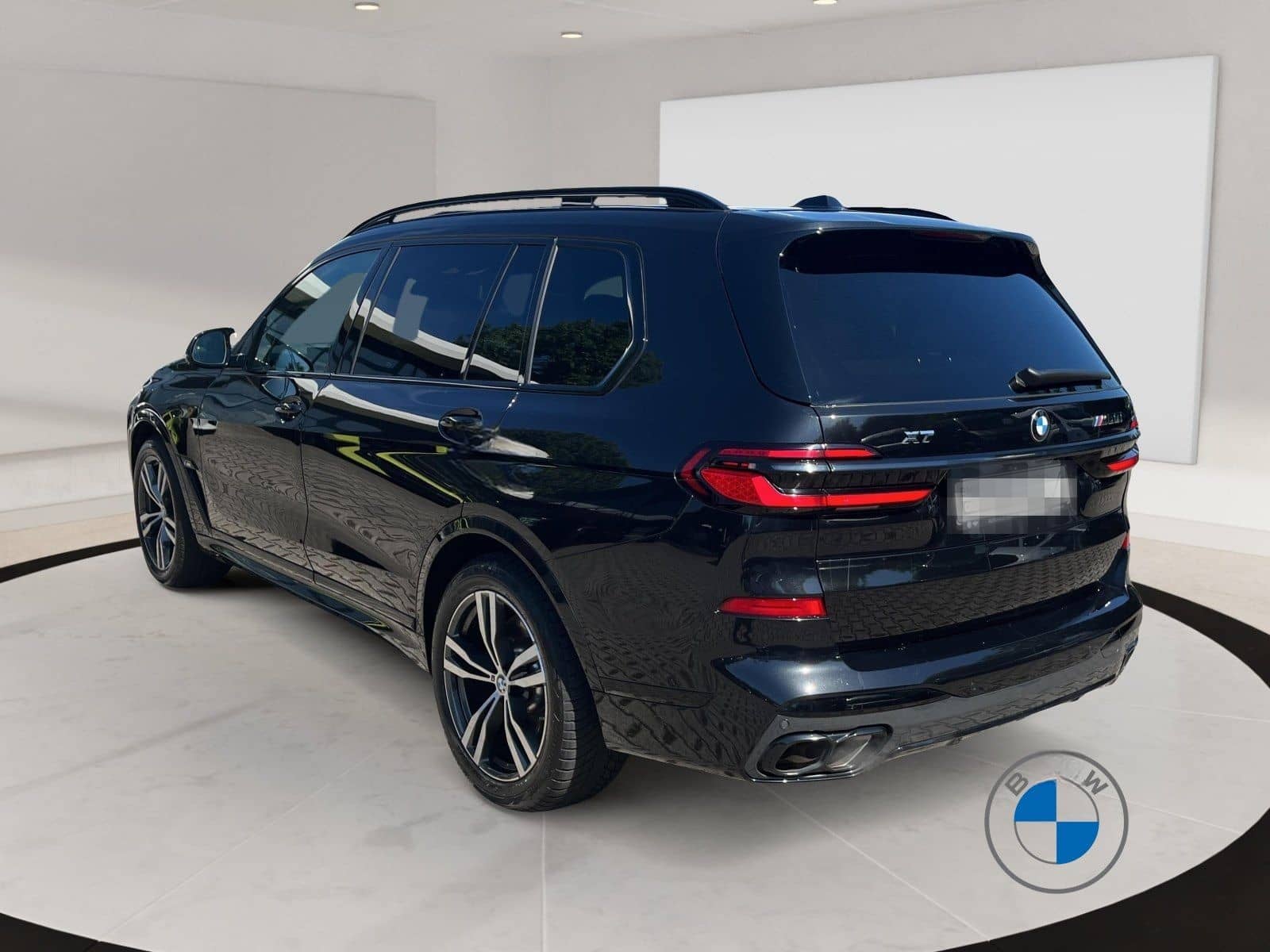 BMW X7 M60i xDrive Autobahnas Pano Sky AHK Sthzg H/K foto 4