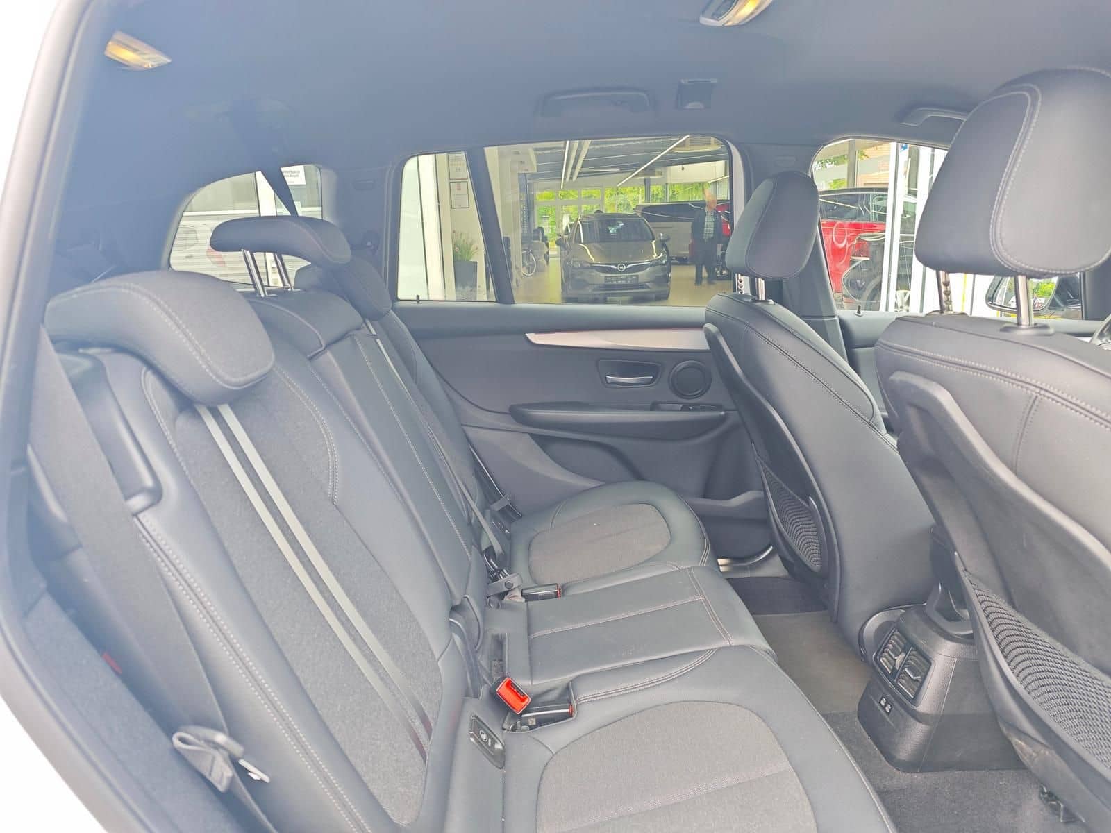 BMW 218 Grand Tourer M Sport 7-Sitzer AHK Navi SHZ foto 8