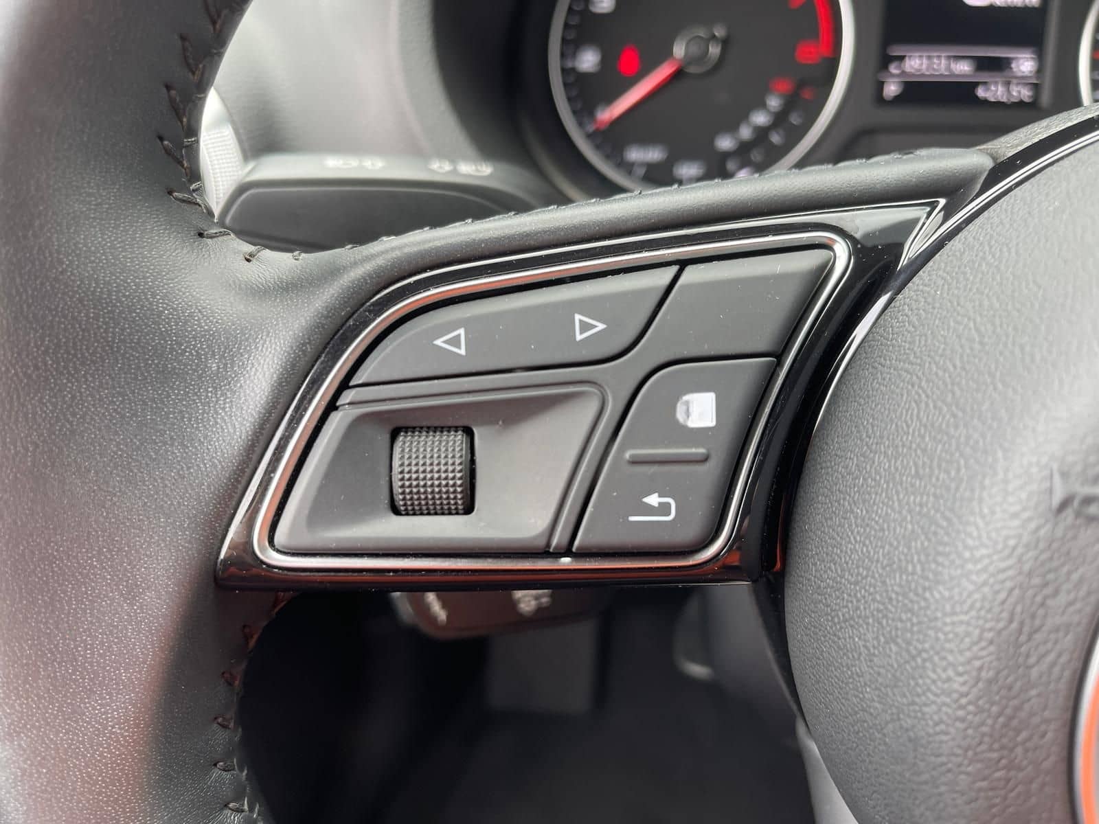 Audi A3 SB 35 TFSI DSG Sport Xenon NAVI LEDER SHZ PDC foto 24