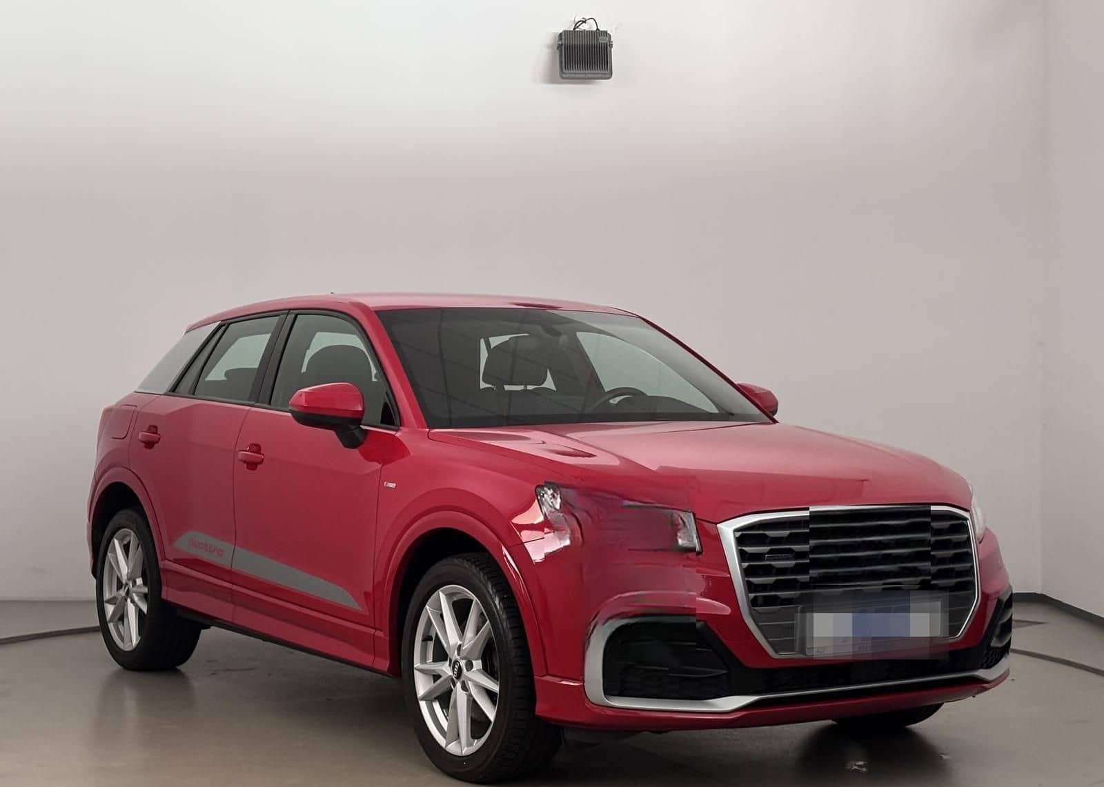 Audi Q2 TDI quattro S-Line LED Navi SFW Sound foto 4