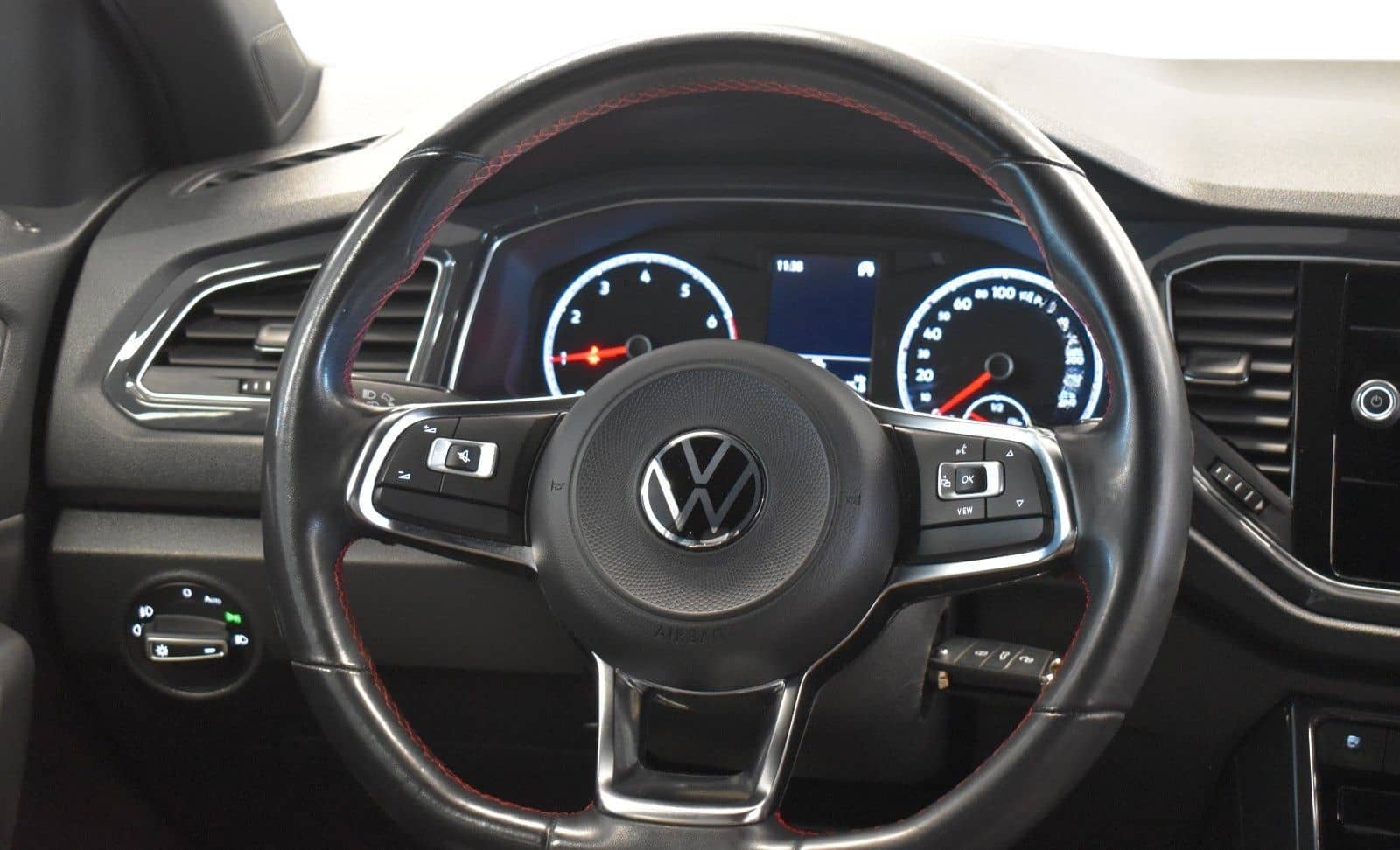 Volkswagen T-Roc Sport *1.HAND *KAMERA *LEDER *SHZ *TOTWINK foto 12