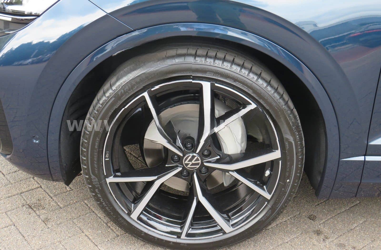 Volkswagen Touareg 3.0 TDI 4Motion R-Line foto 17