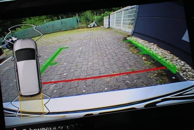 Volkswagen Touran 1.5 TSI Comfortline DSG NAVI/KLIMA/RFK foto 20