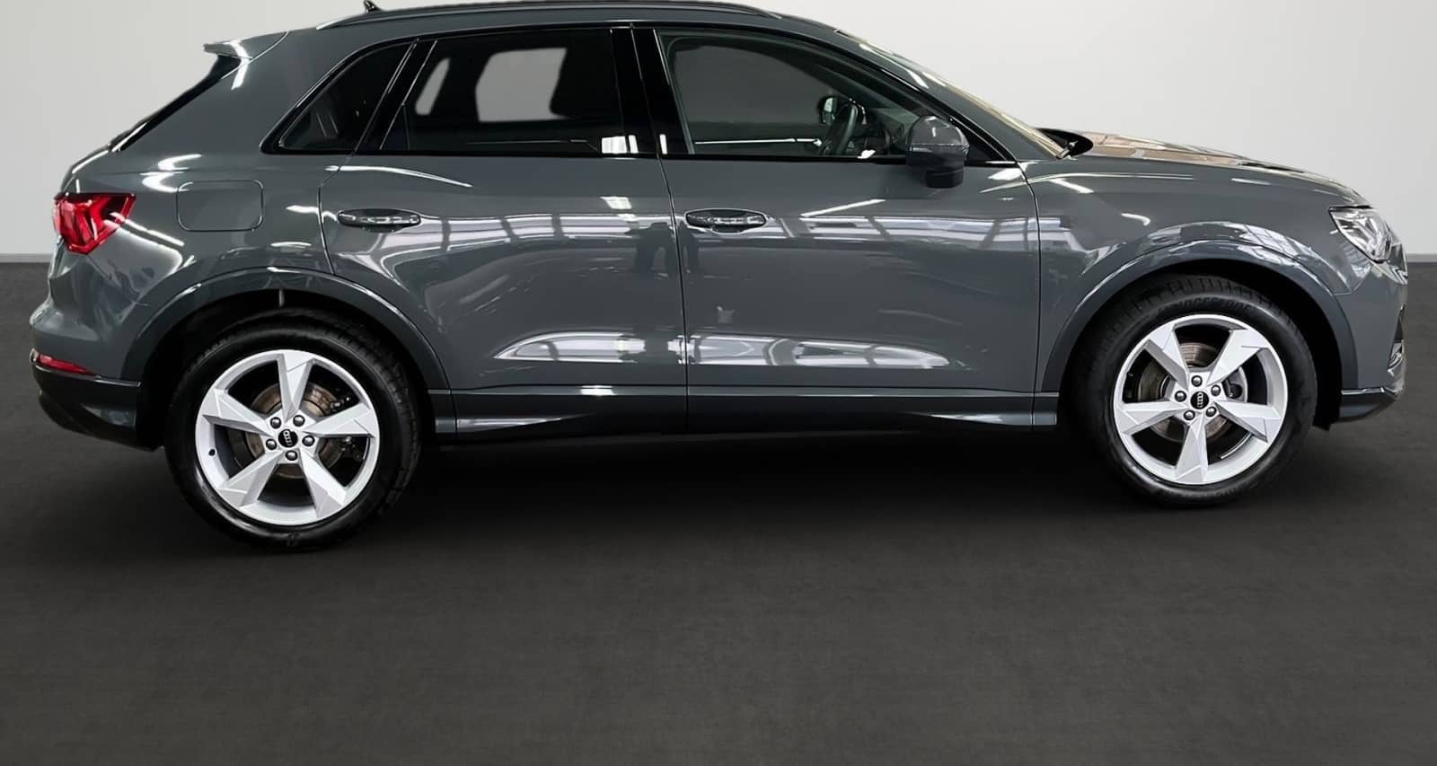 Audi Q3 advanced 35 TDI LED Scheinw. MMI Navi Rückf.K foto 4