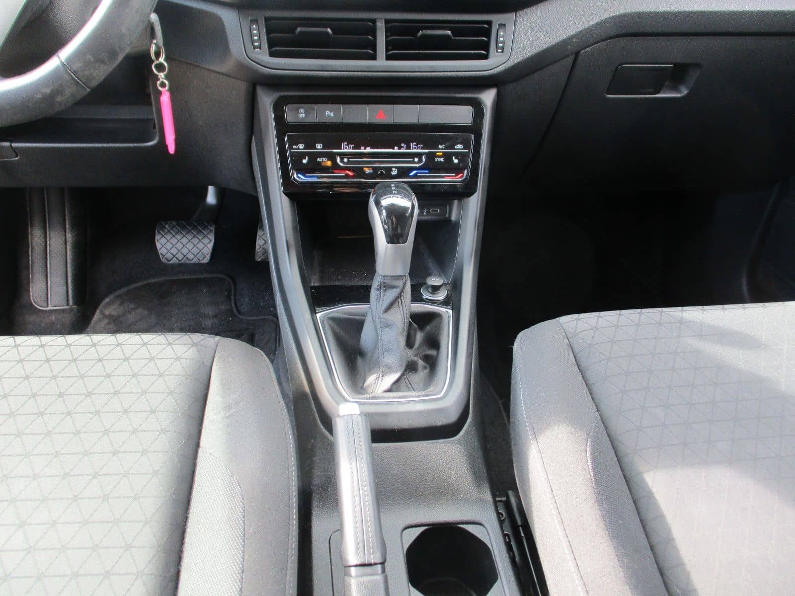 Volkswagen T-Cross Life DSG KAM ACC  Ready2Disc. foto 15