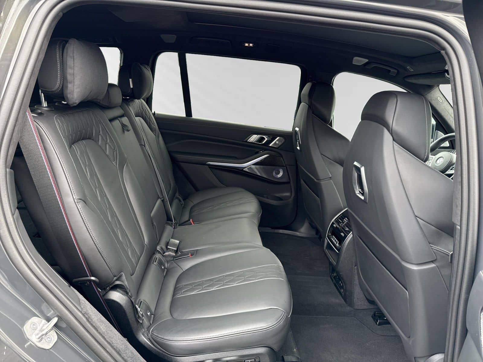 BMW X7 M60i M Sport Pro|AHK|Standhzg.|Pano|B&W foto 13