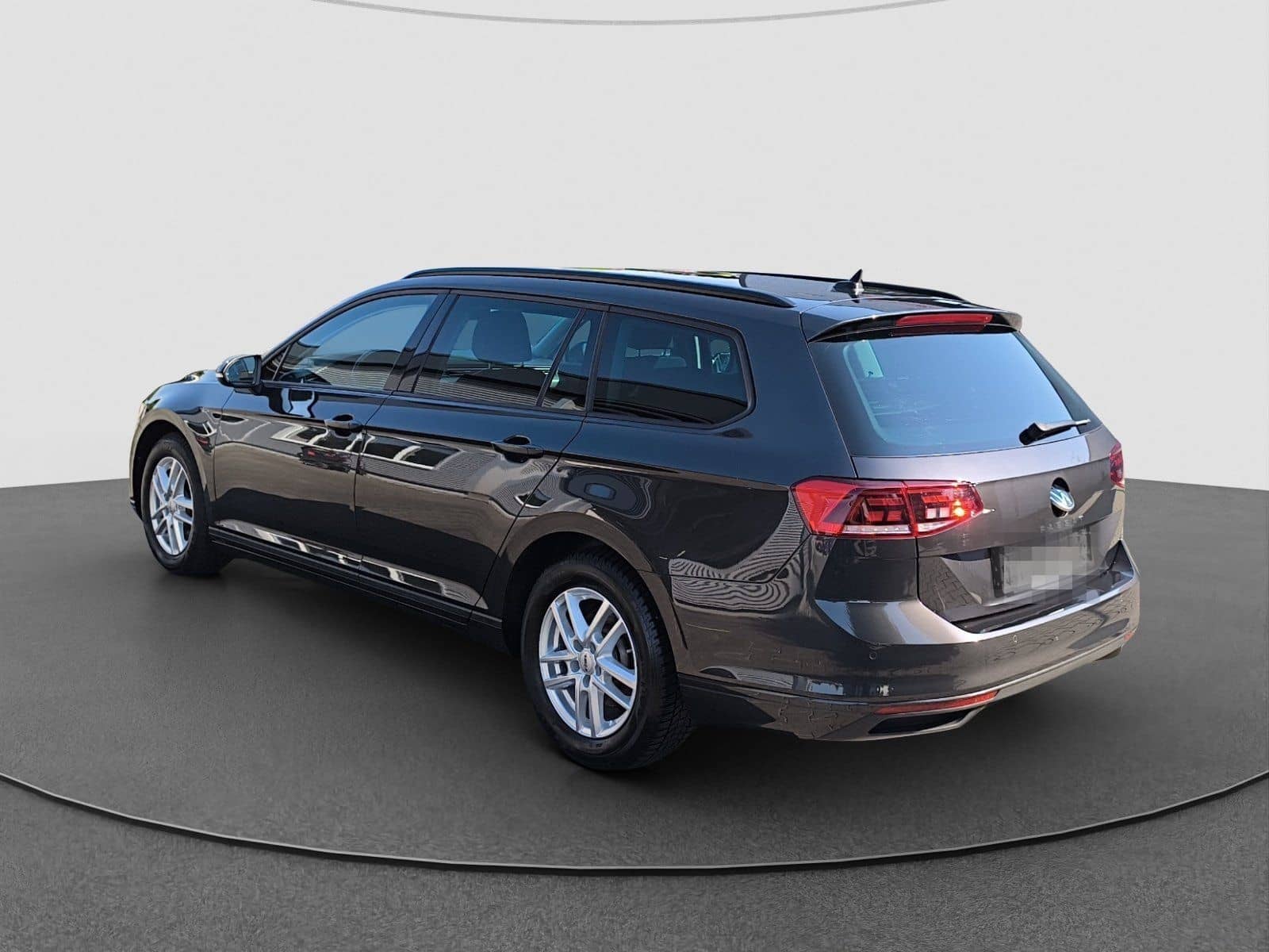 Volkswagen Passat Variant 1.5 TSI ACC LED NAVI foto 8