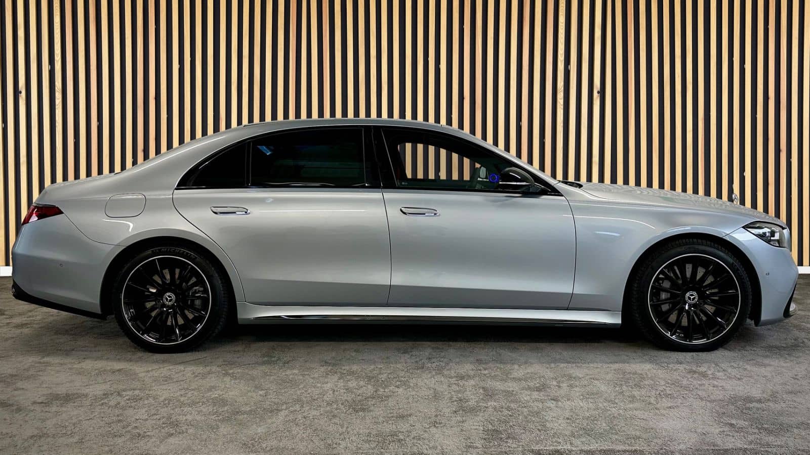 Mercedes-Benz S 580 4MATIC Lang/AMG/E-ACTIVEBODY/4DBURM/10°HL foto 3