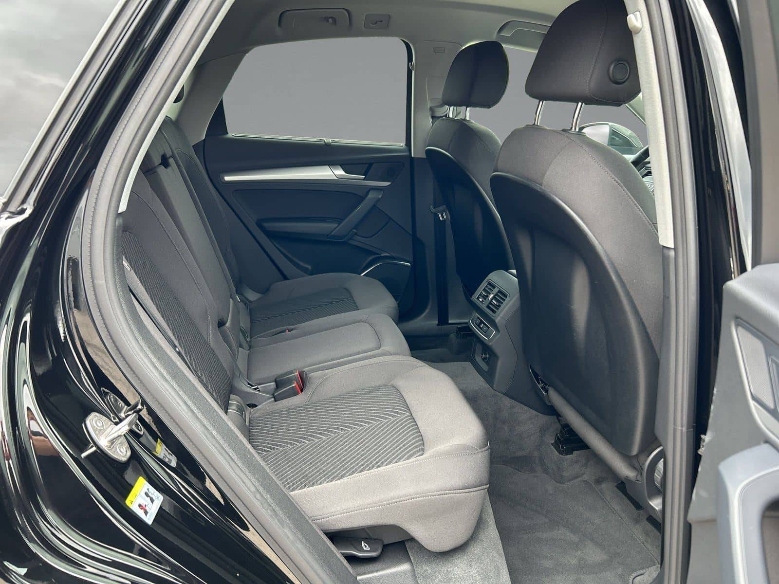 Audi Q5 Sportback 50 TFSI e quattro S-TRONIC+LED+ACC foto 12