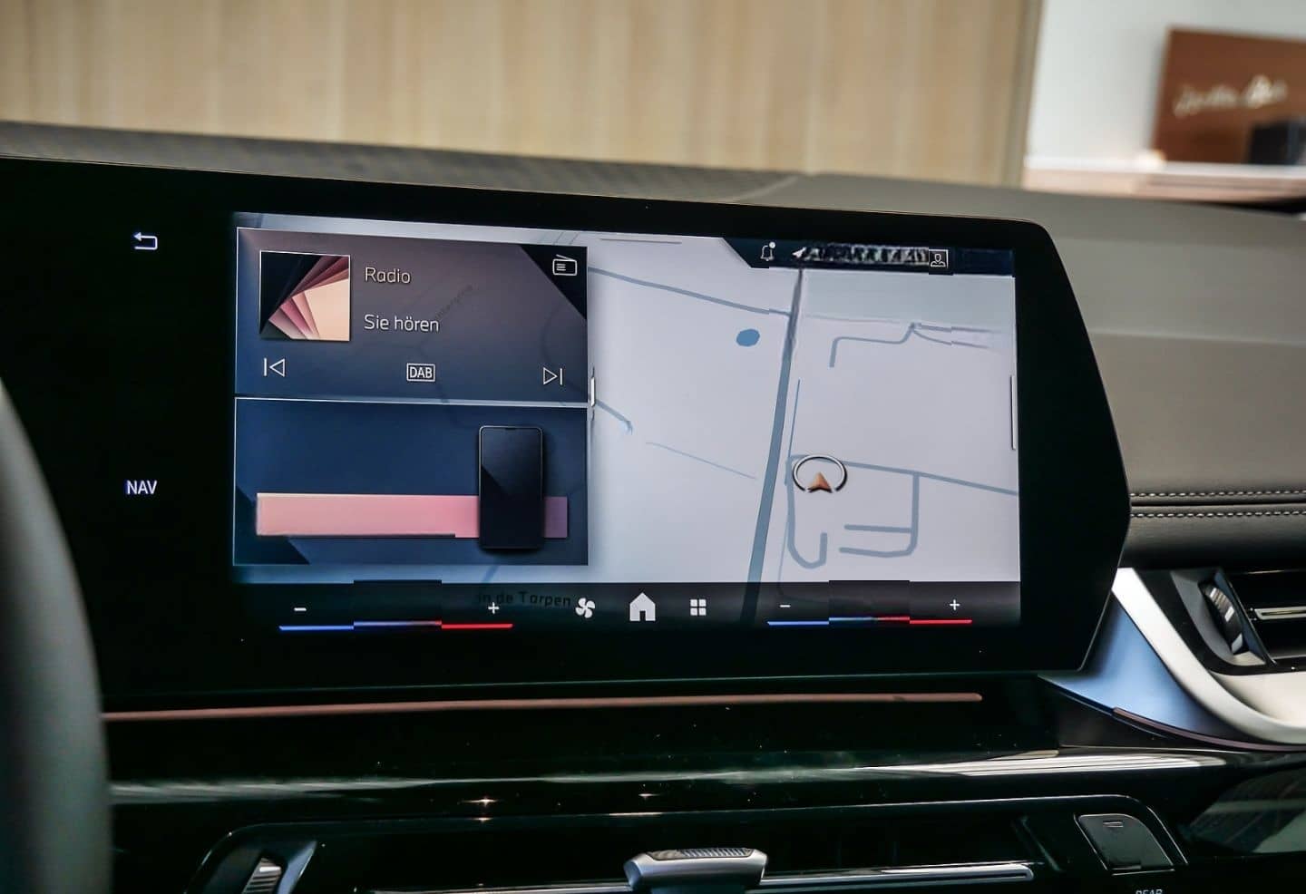 BMW 218 Active Tourer Park-Assistent HUD AHK-klappba foto 13