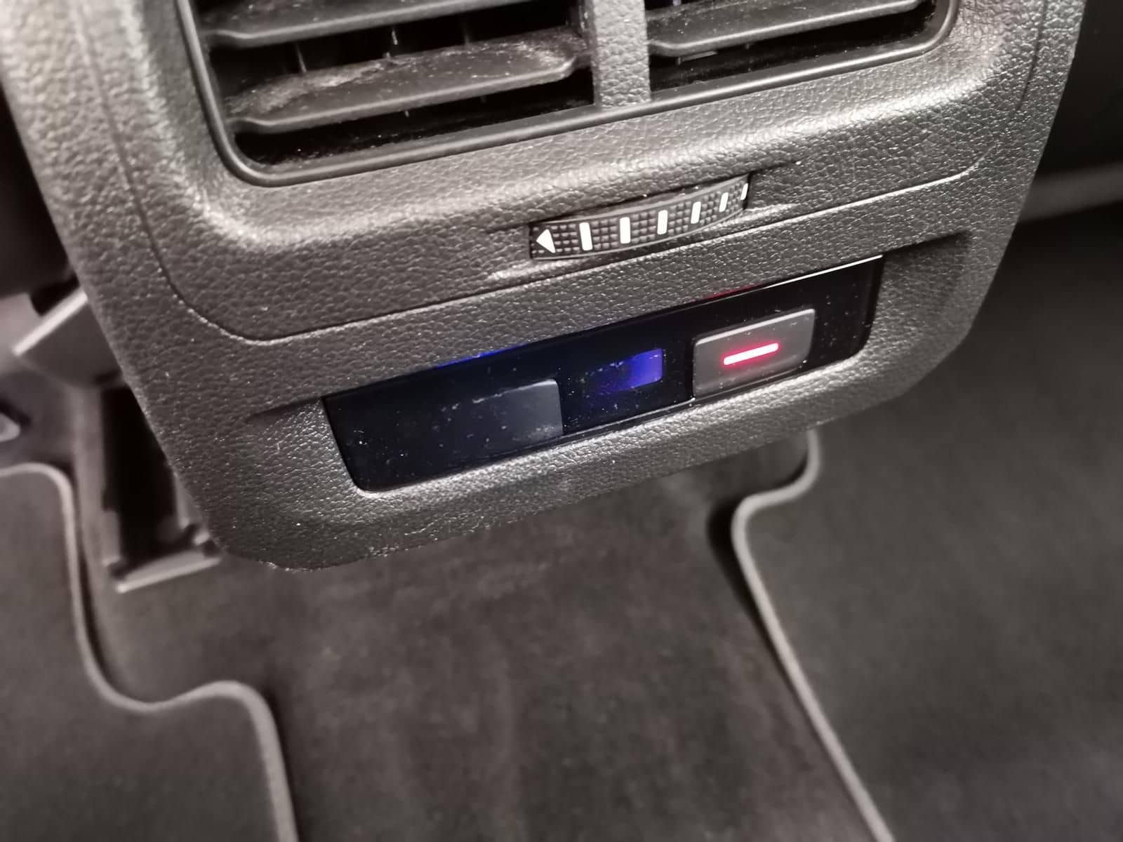 Volkswagen Touran 2.0 TDI DSG Comfortline Klimaaut.|DAB+Rad foto 11