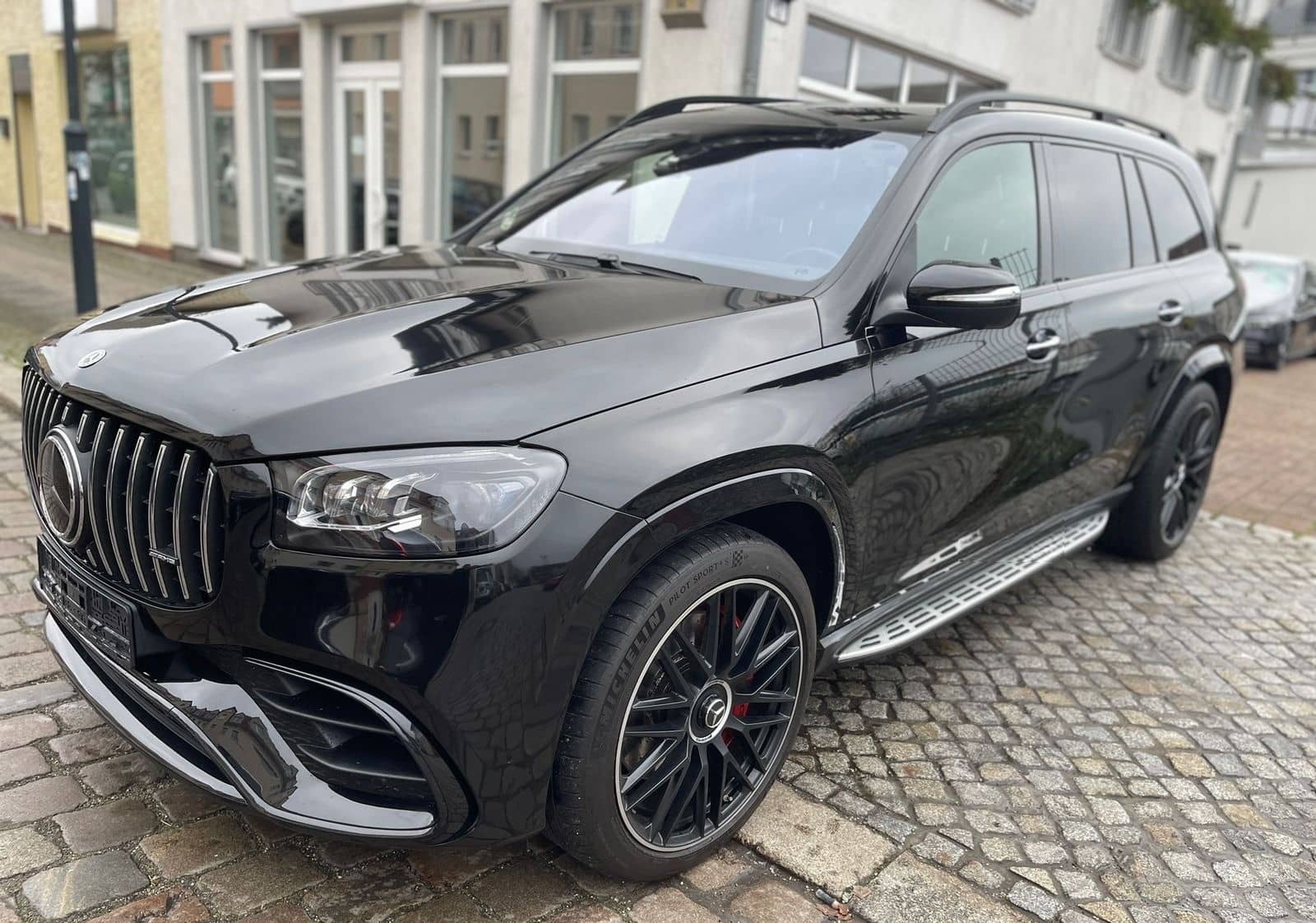 Mercedes-Benz GLS 63 AMG 4M+ 23'' HUD PANO TOTW DIST+ 360° eAH foto 1