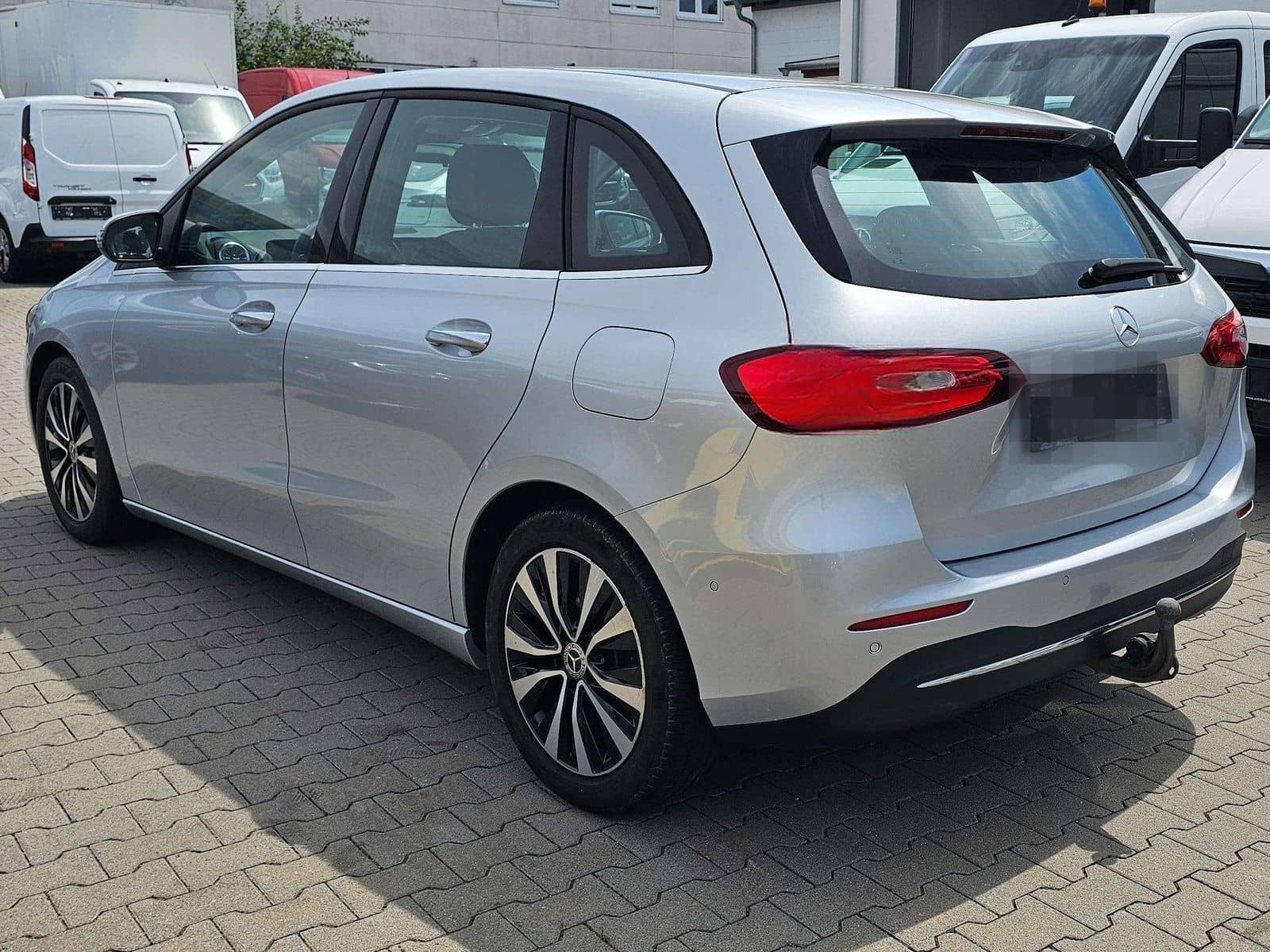 Mercedes-Benz B 180 B 180 d VirtualCockpit*Navi*Elektrische-AH foto 4