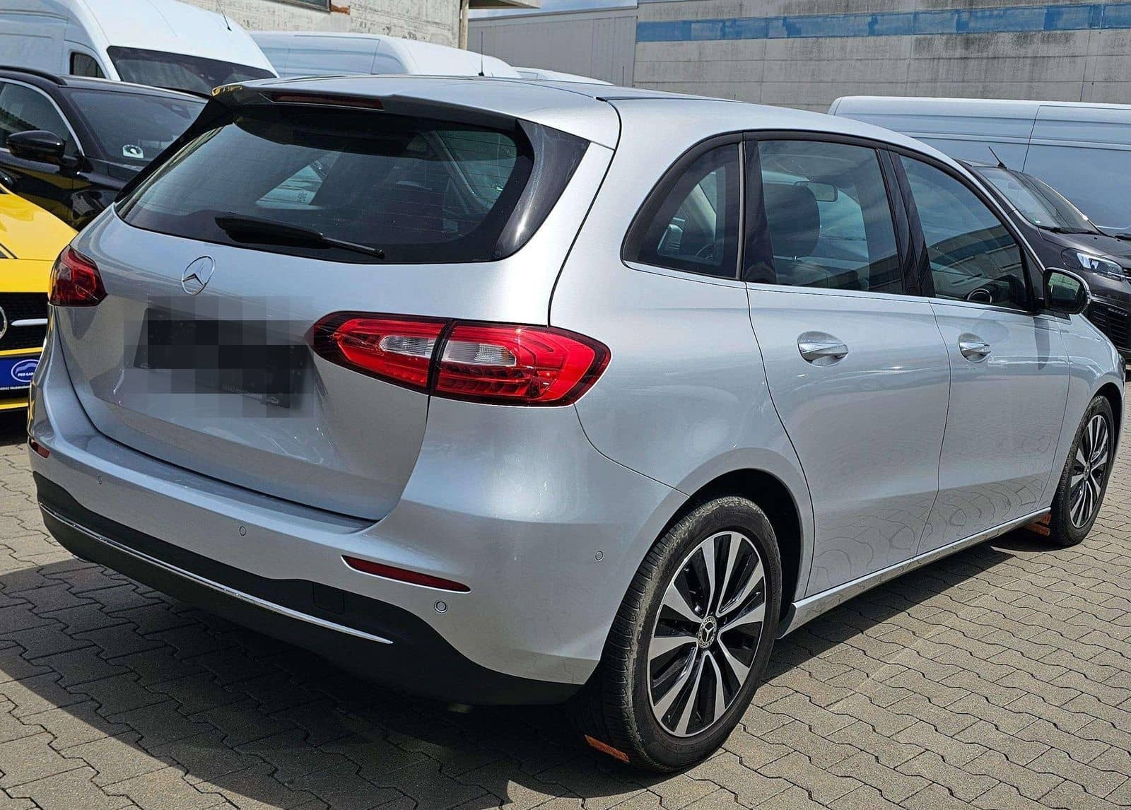 Mercedes-Benz B 180 B 180 d VirtualCockpit*Navi*Elektrische-AH foto 6