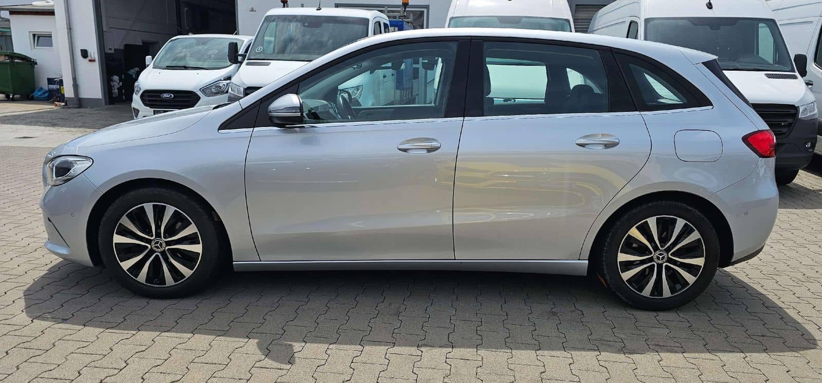 Mercedes-Benz B 180 B 180 d VirtualCockpit*Navi*Elektrische-AH foto 8