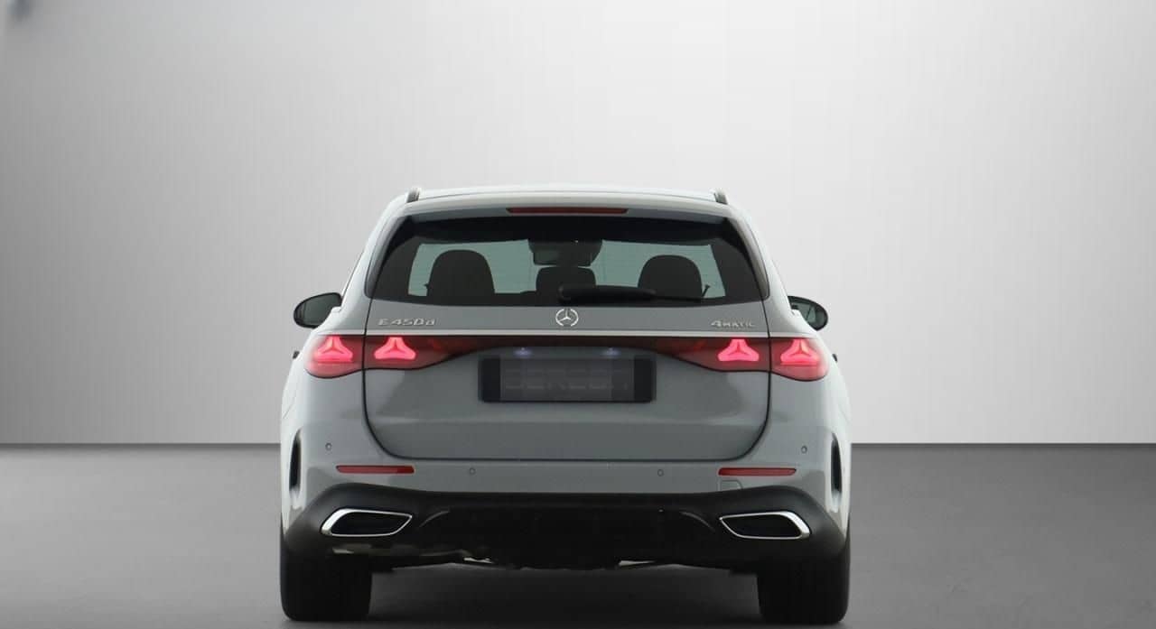 Mercedes-Benz E 450 d 4M T AMG Digital Light Night Burmester foto 5