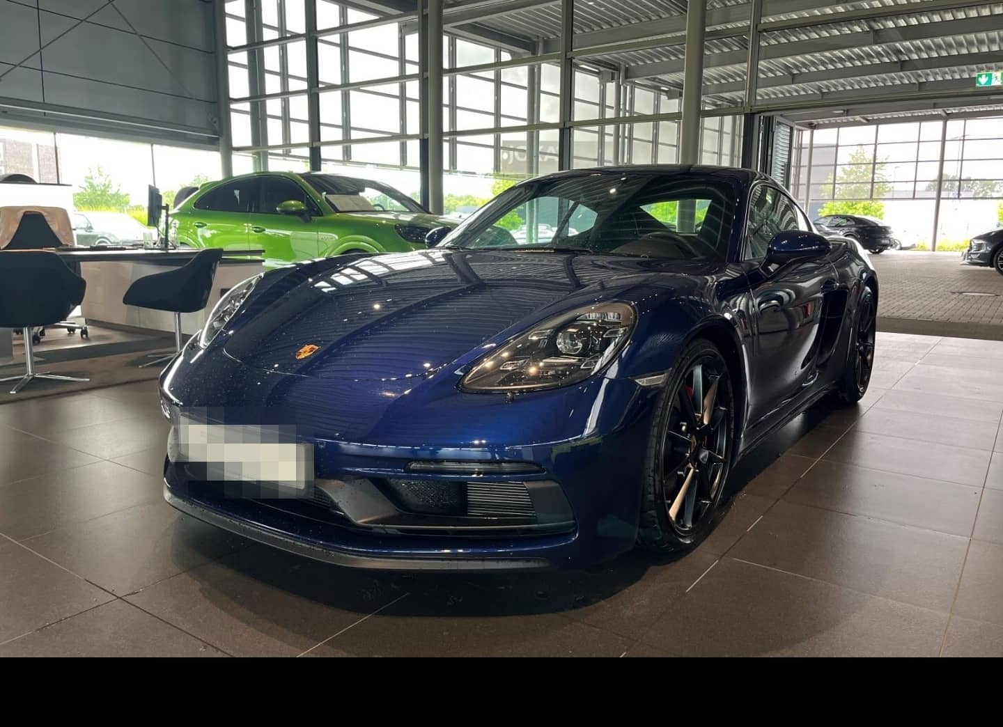 Porsche Cayman 718 GTS 4.0 Enzianblau Sportabgasanlage foto 1