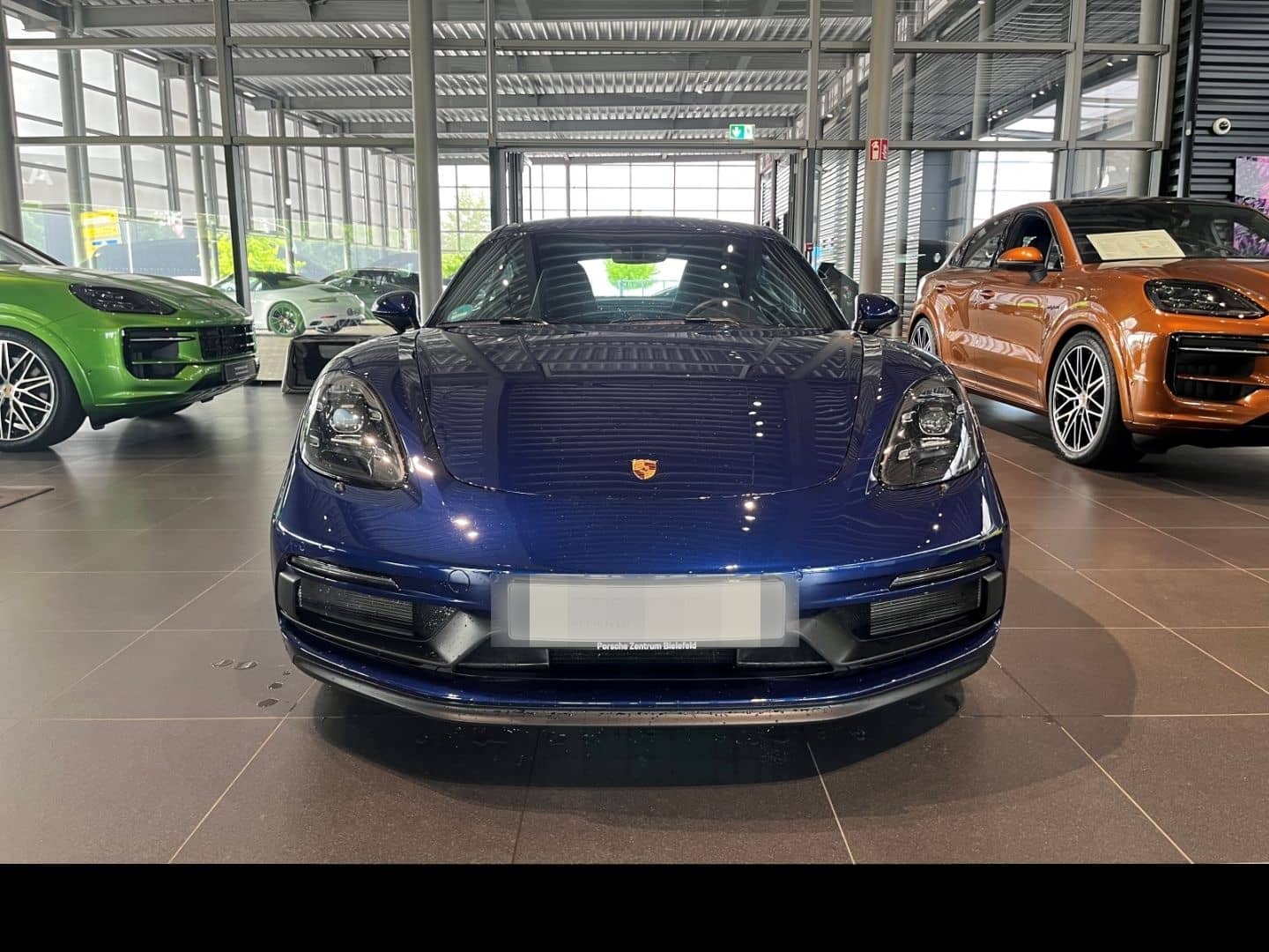 Porsche Cayman 718 GTS 4.0 Enzianblau Sportabgasanlage foto 2