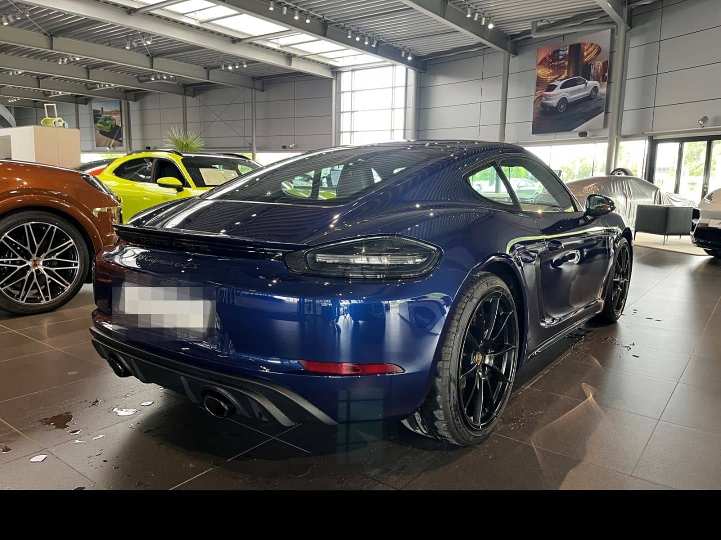 Porsche Cayman 718 GTS 4.0 Enzianblau Sportabgasanlage foto 5