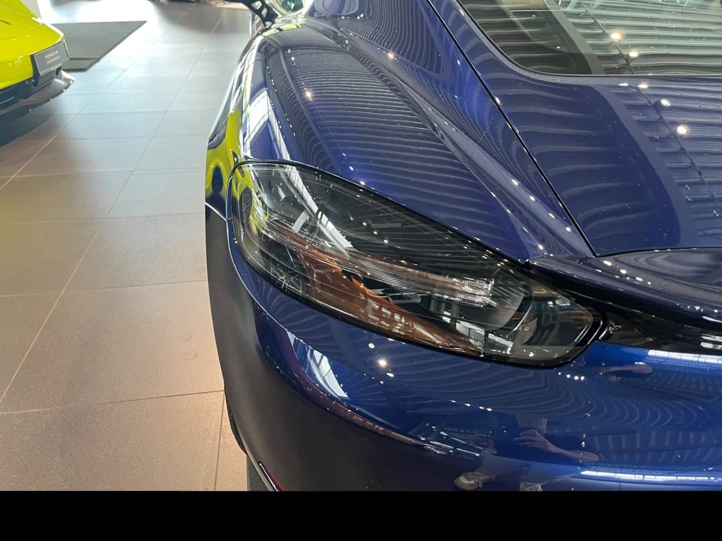 Porsche Cayman 718 GTS 4.0 Enzianblau Sportabgasanlage foto 8