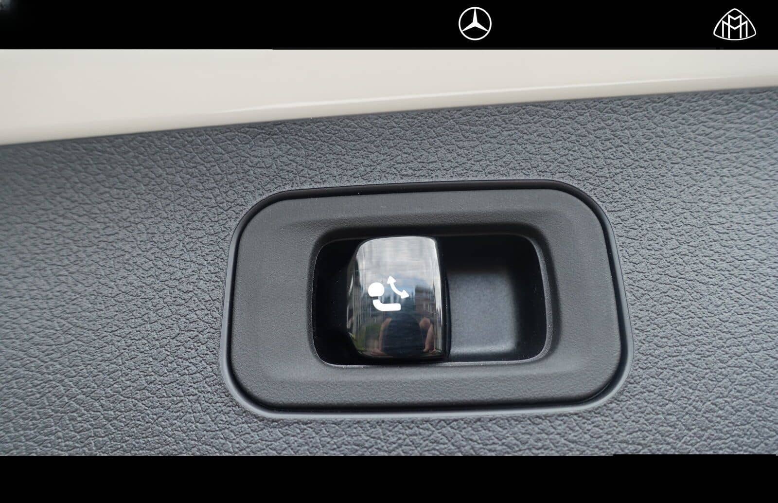 Mercedes-Benz E 450 d 4M T AMG/MBUX/Digital-Light/AHK/Pano/360 foto 12
