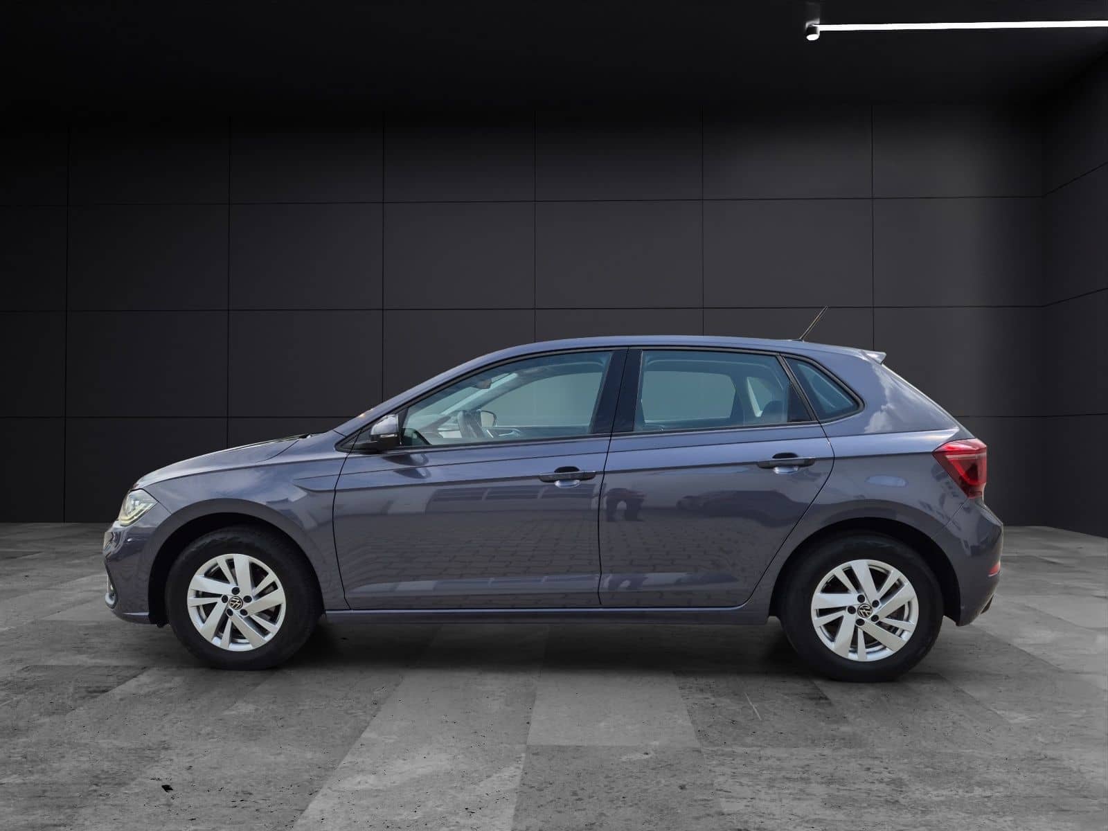 Volkswagen Polo TSI Style DSG Matrix AID ACC PDC SH LM foto 2