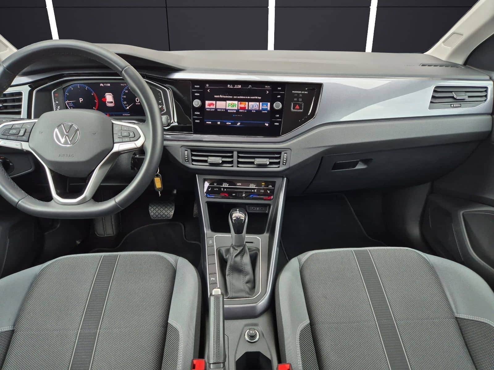 Volkswagen Polo TSI Style DSG Matrix AID ACC PDC SH LM foto 15