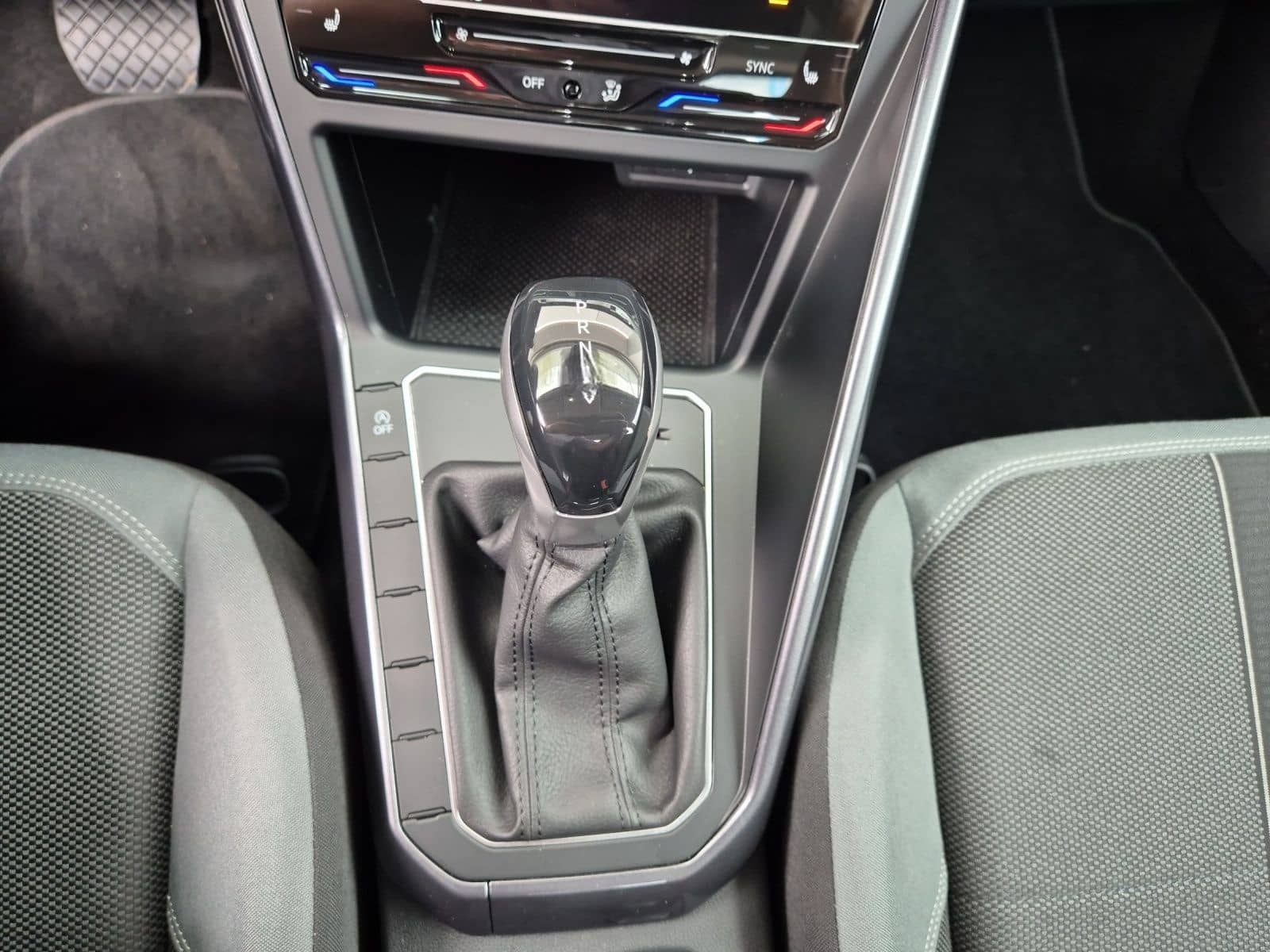 Volkswagen Polo TSI Style DSG Matrix AID ACC PDC SH LM foto 21