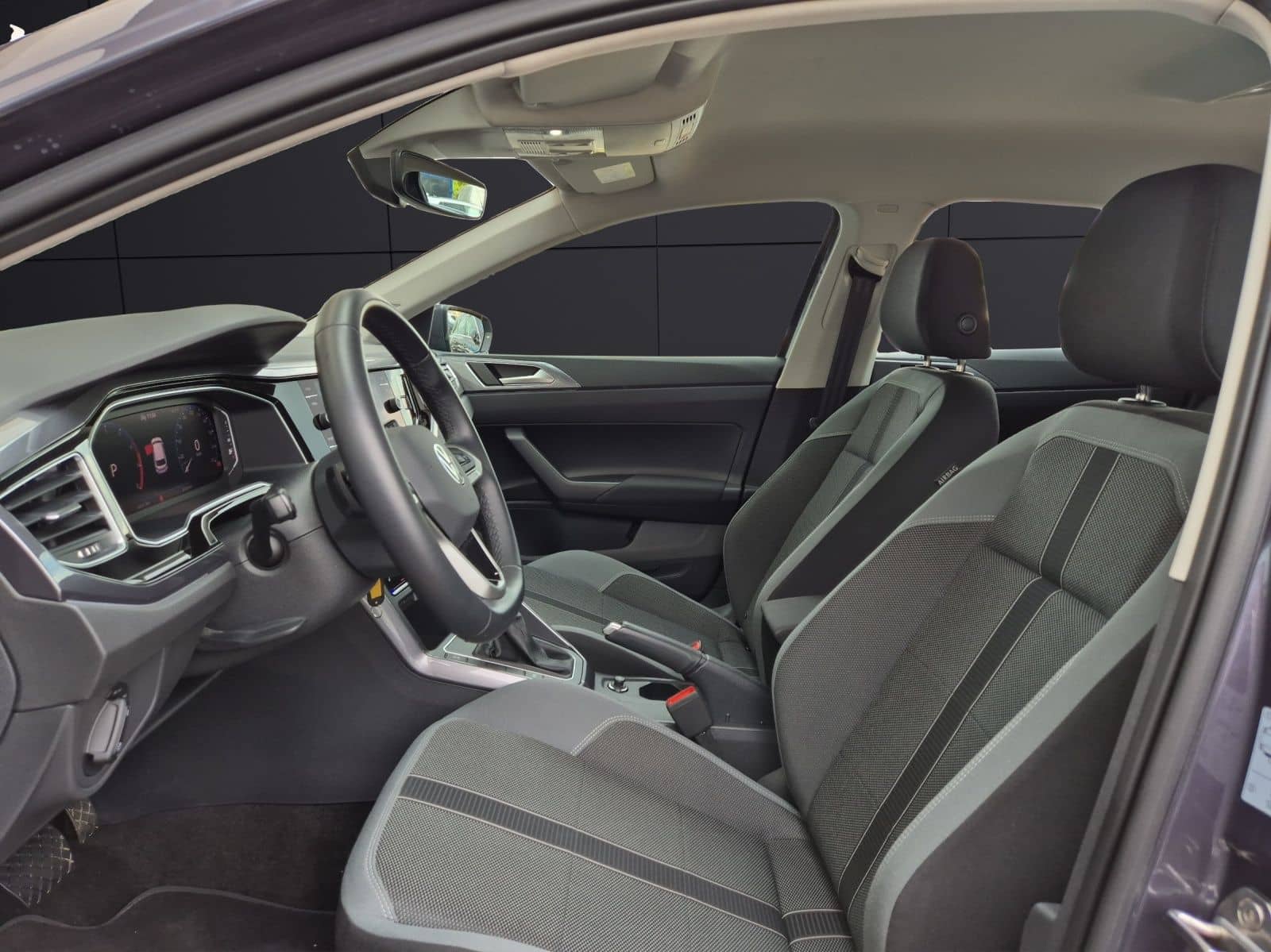 Volkswagen Polo TSI Style DSG Matrix AID ACC PDC SH LM foto 10