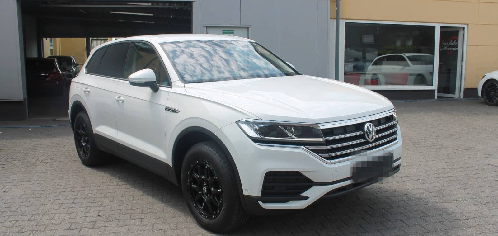 Volkswagen Touareg 3.0 V6 TDI 4MOTION DSG LED AHK RÜKA foto 2