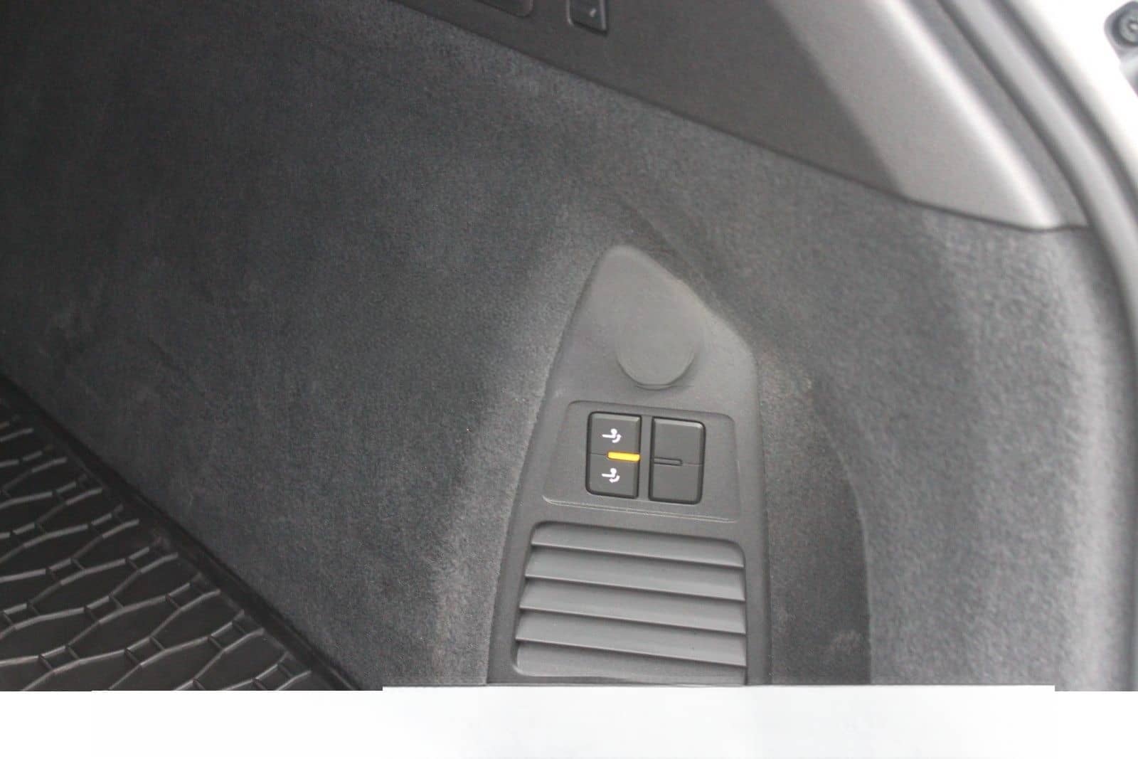 Volkswagen Touareg 3.0 V6 TDI 4MOTION DSG LED AHK RÜKA foto 17