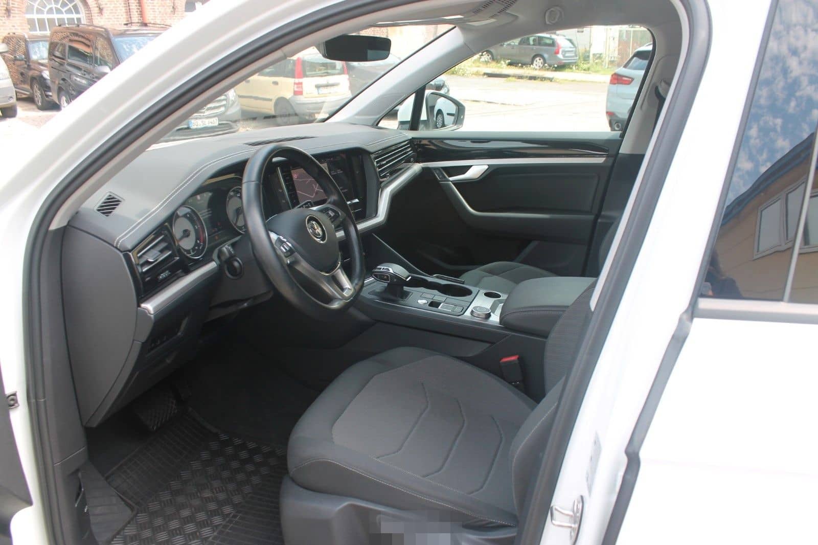 Volkswagen Touareg 3.0 V6 TDI 4MOTION DSG LED AHK RÜKA foto 20