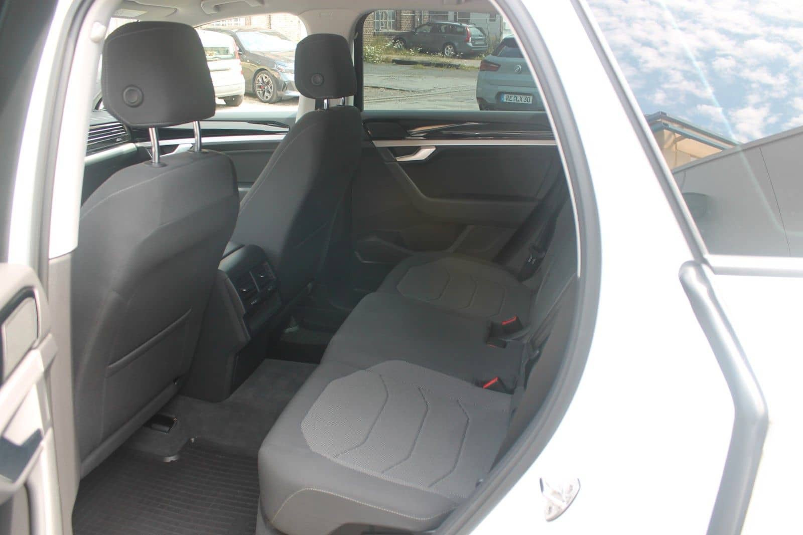 Volkswagen Touareg 3.0 V6 TDI 4MOTION DSG LED AHK RÜKA foto 22