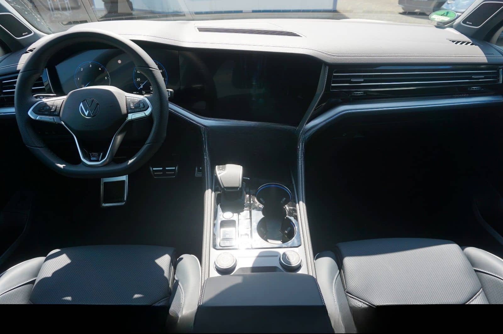 Volkswagen Touareg 3.0 TDI 210 kW 4Motion R-Line Garantie foto 16