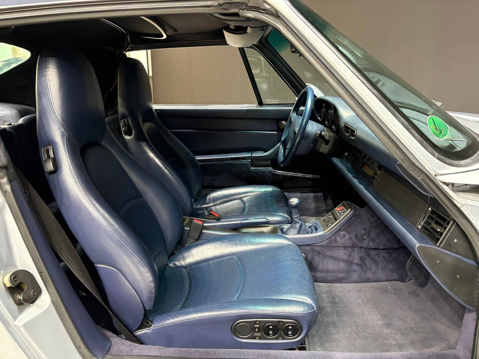 Porsche 993 Carrera 2 Cabrio*Sammlerstück*2.Hand*Dt.Auto foto 18