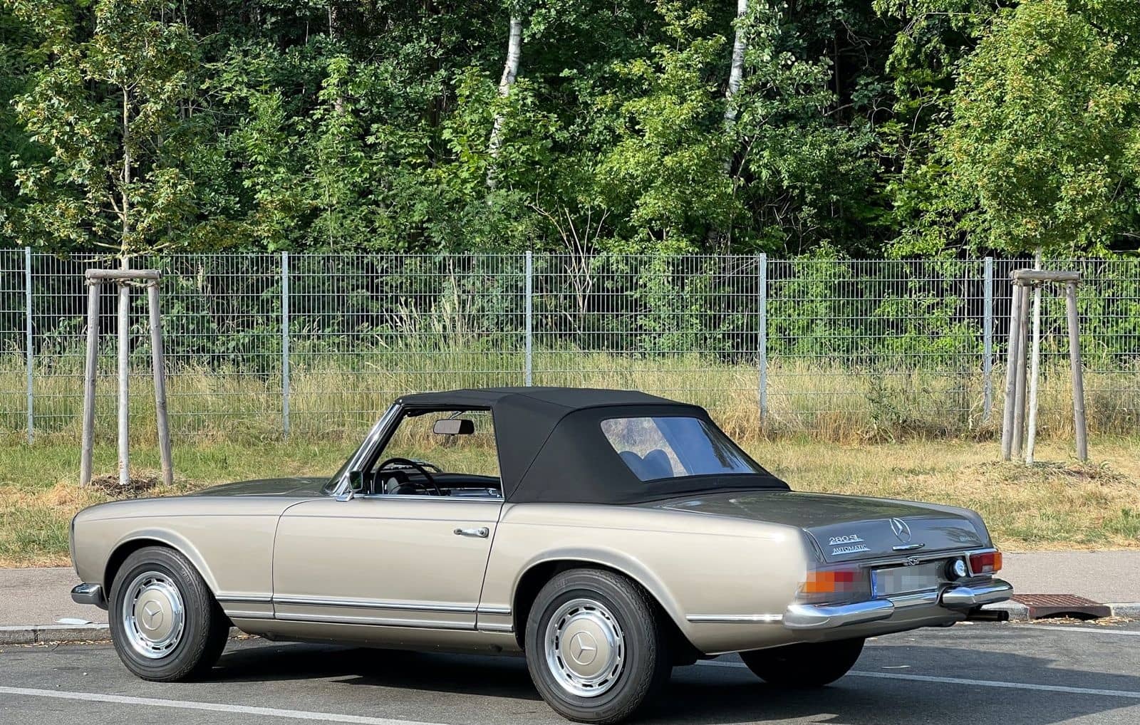 Mercedes-Benz 280 SL foto 2