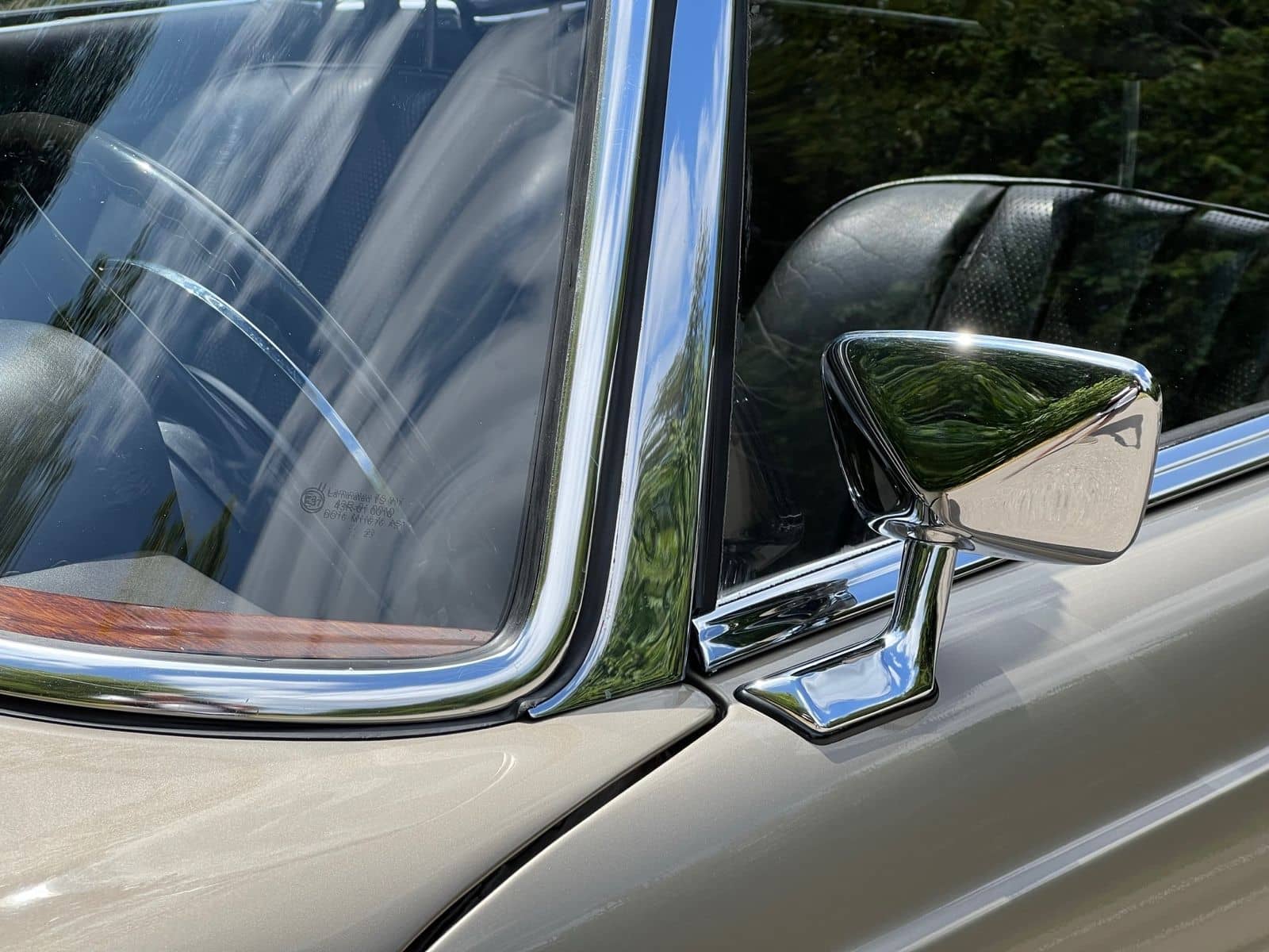 Mercedes-Benz 280 SL foto 7