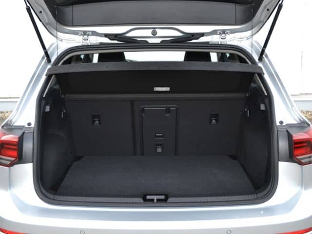 Volkswagen Golf VIII 1.5 TSI Life LED/NAVI+VZE/16-ZOLL/PDC/ foto 13