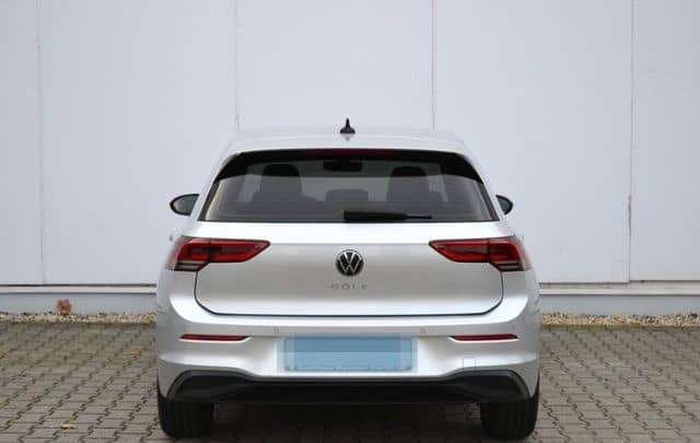 Volkswagen Golf VIII 1.5 TSI Life LED/NAVI+VZE/16-ZOLL/PDC/ foto 10