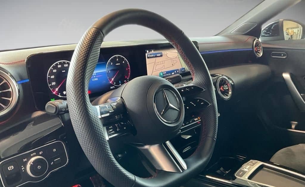 Mercedes-Benz CLA 220 d AMG Shooting Brake AUT Kam. KeyLess foto 9