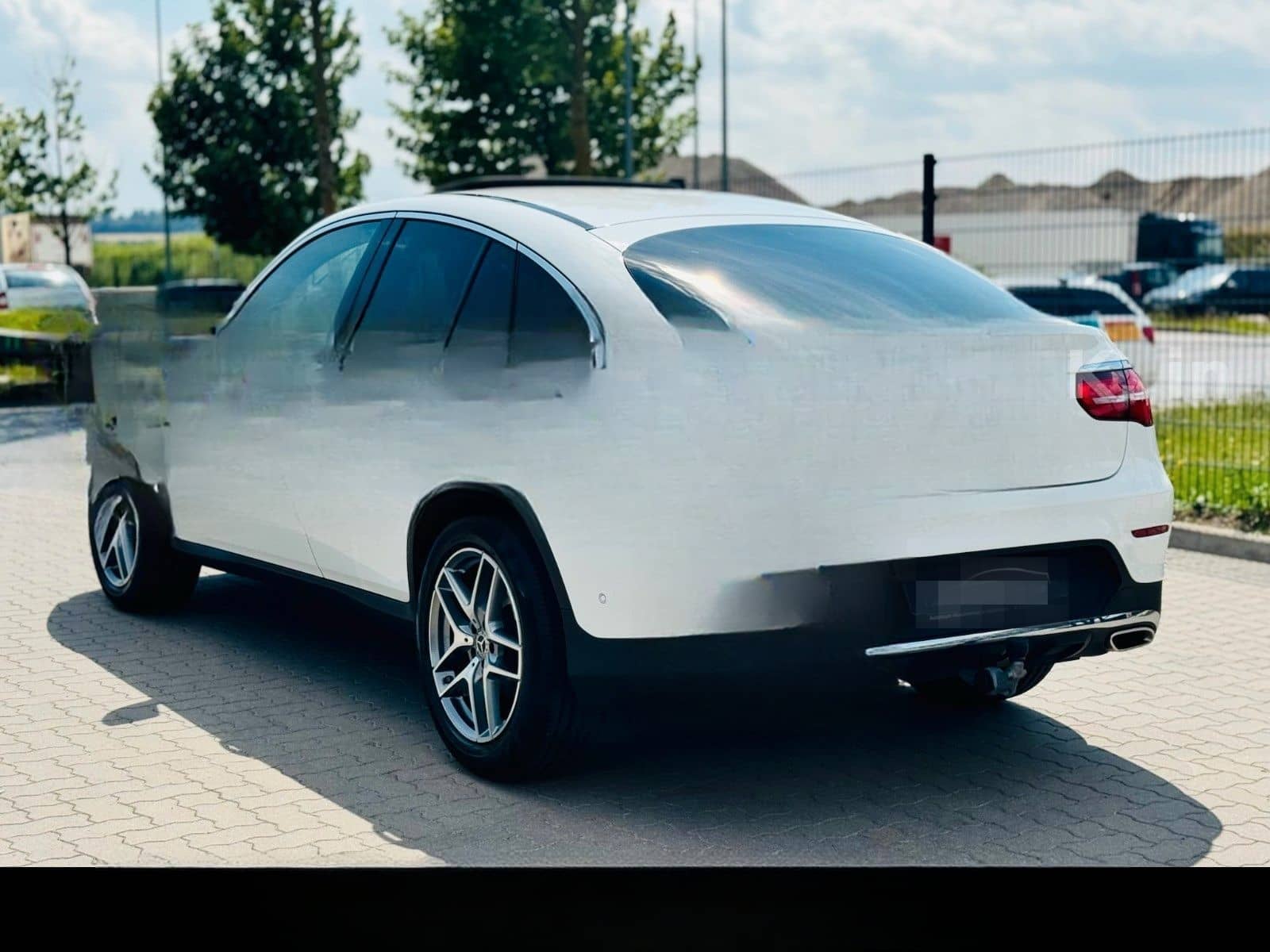 Mercedes-Benz GLC 300 Coupe 4M *AMG*BURMESTER*CAM*HUD*KEYLESS* foto 3