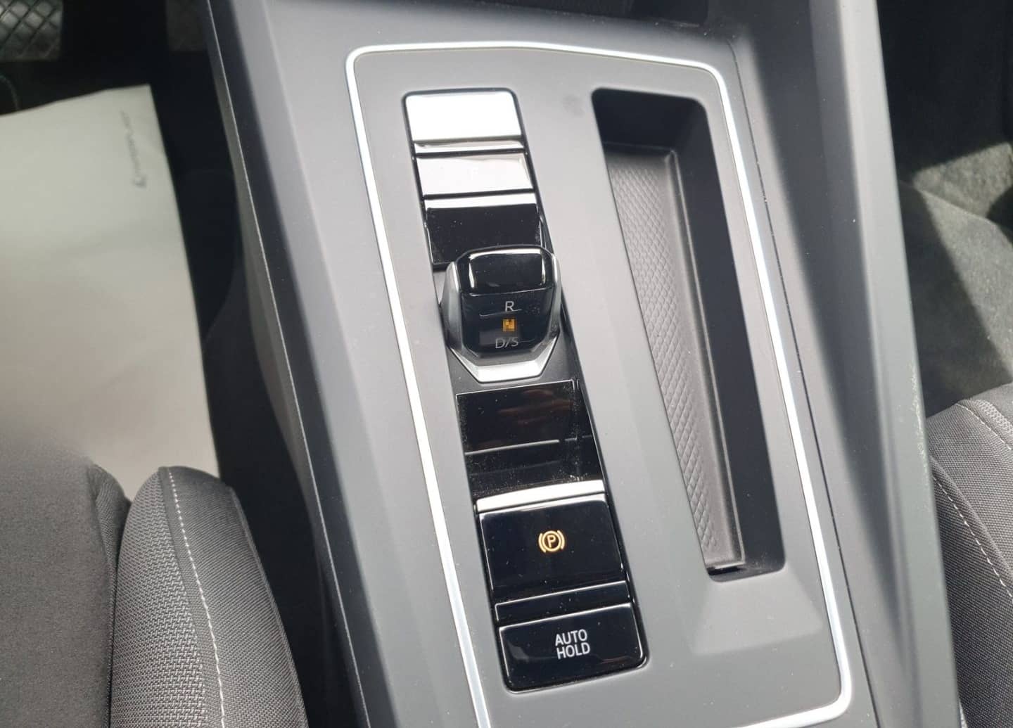 Volkswagen Golf VIII Style eHybrid 1.4 DSG MATRIX NAVI R-KA foto 16