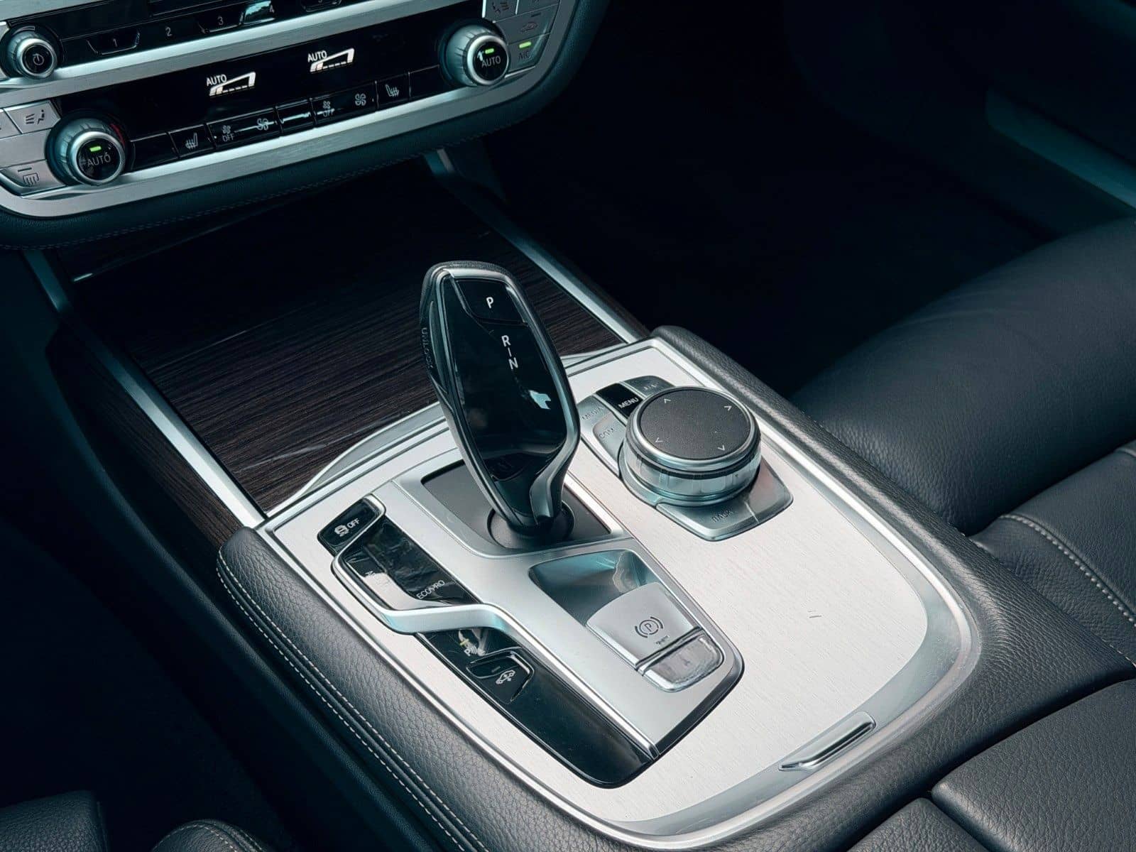 BMW 740 d xDrive *Driv.Ass.Plus*Schiebedach foto 20