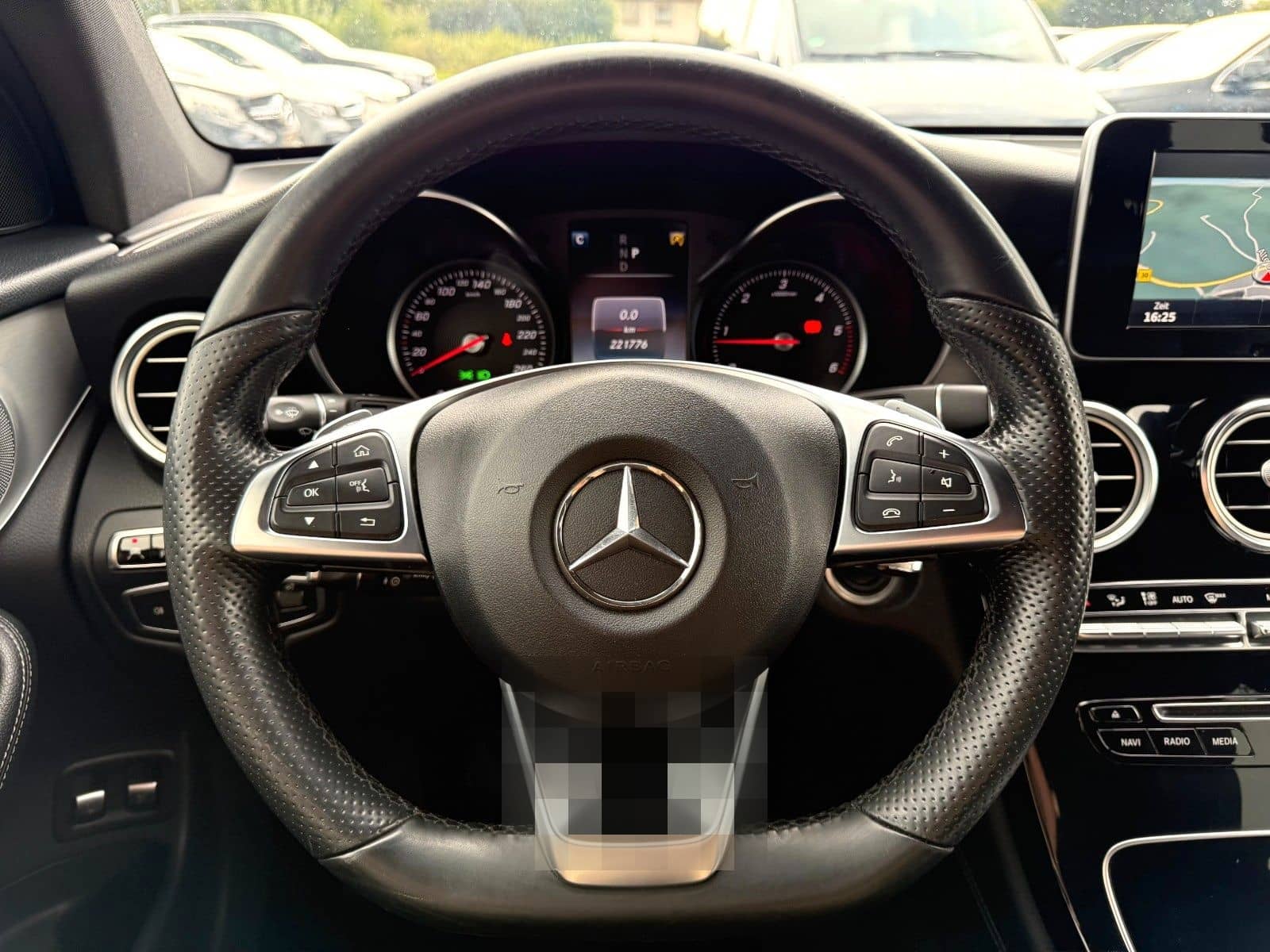 Mercedes-Benz GLC 250 d 4Matic*AMG*NAVI*KAMERA*LED*AHK*19''ALU foto 17