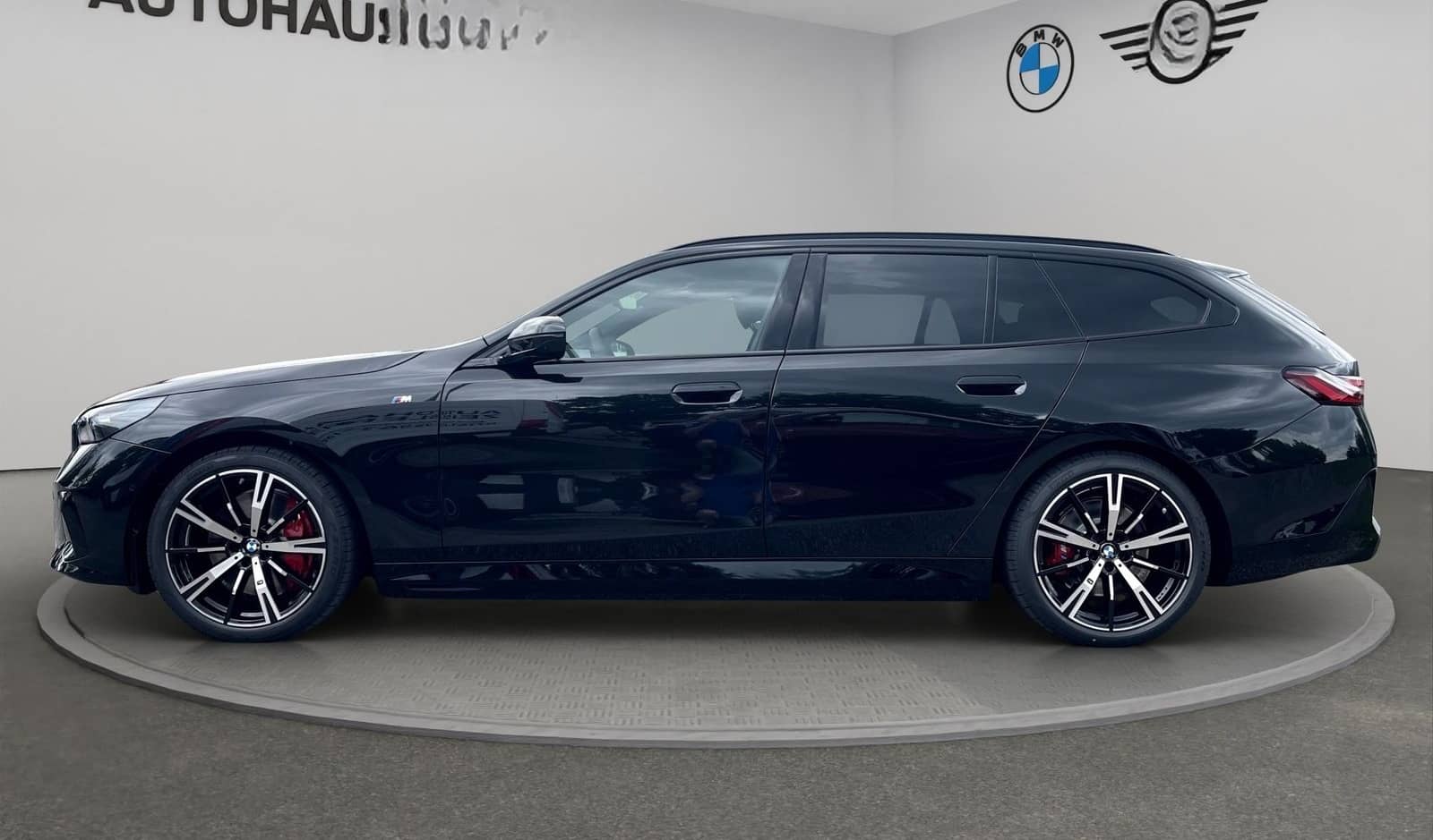 BMW i5 xDrive40 Tour. M Sport Pro 20"LM AHK Glasdach foto 4