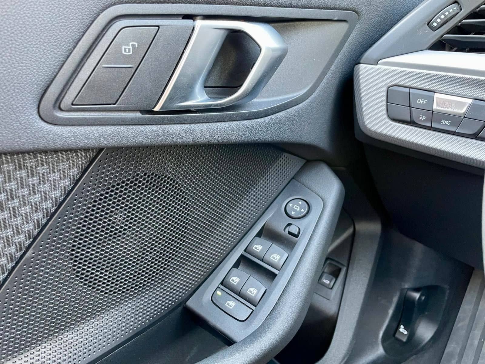 BMW 116i Advantage *SHZ*LHZ*NAVIGATION*CARPLAY* foto 13